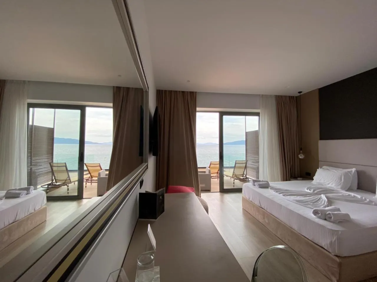 Bed in Andon Lapa Hotel & Spa