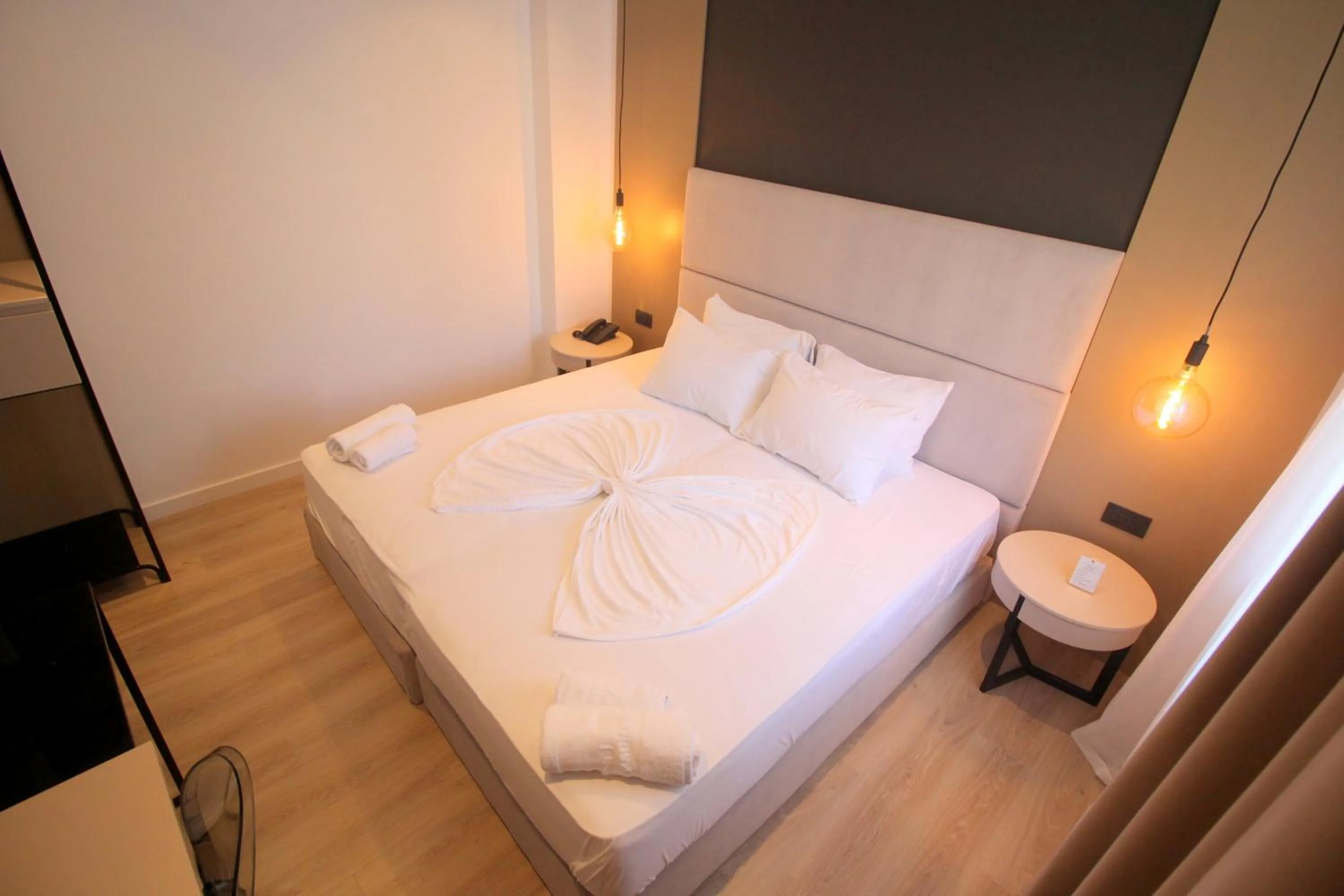 Bed in Andon Lapa Hotel & Spa