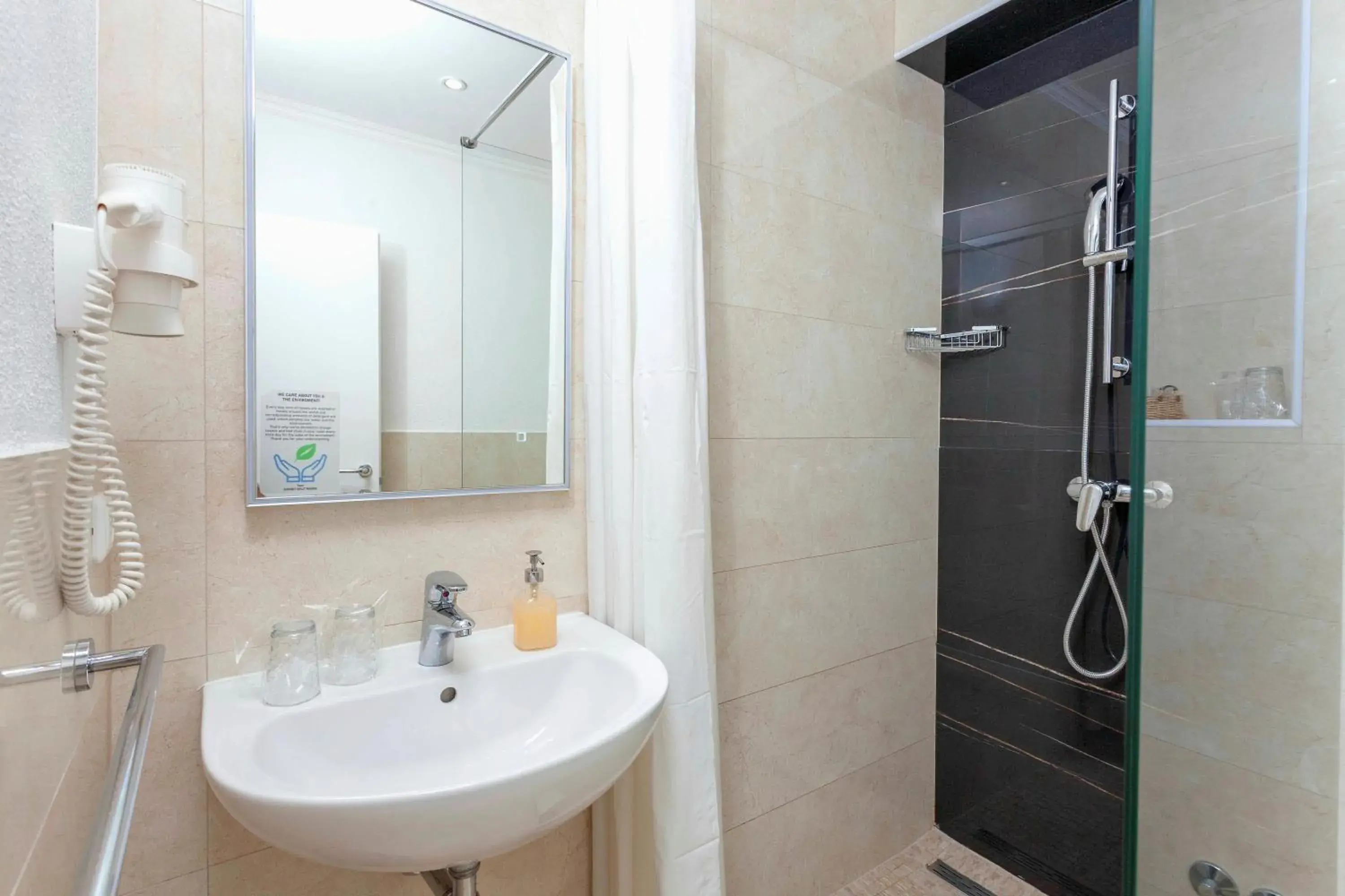 Superior Quadruple Room in Sunset Split Rooms Superior Quadruple Room in Sunset Split Rooms