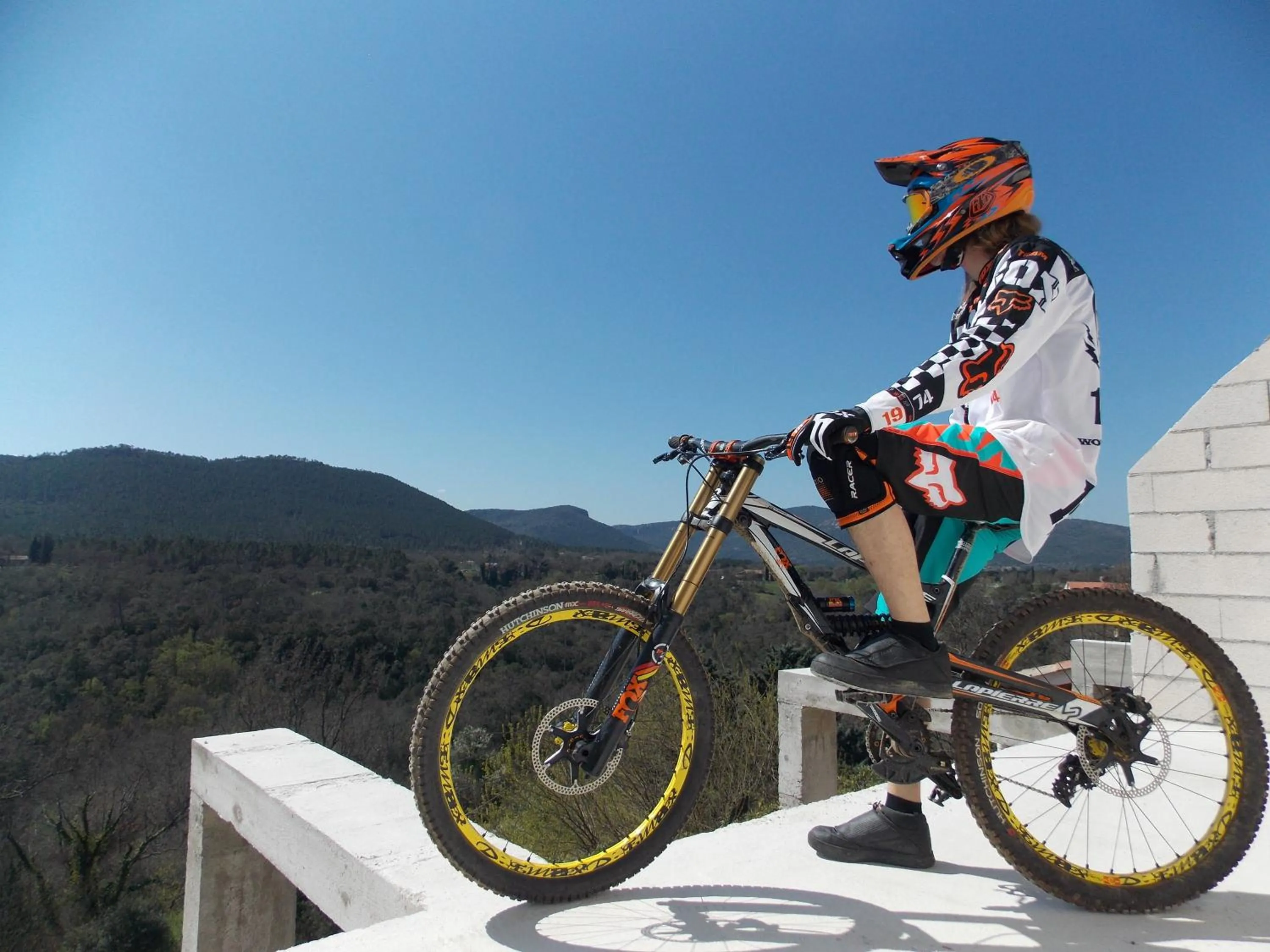 Cycling in Au Relais Provencal