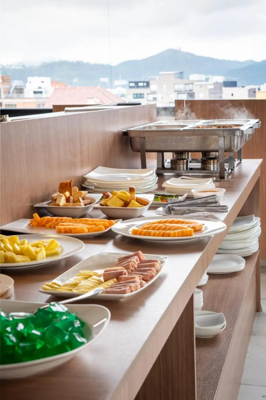 Buffet breakfast in Hotel Santiago de Compostella Suites