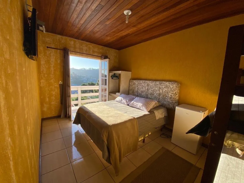 Bed in Betume