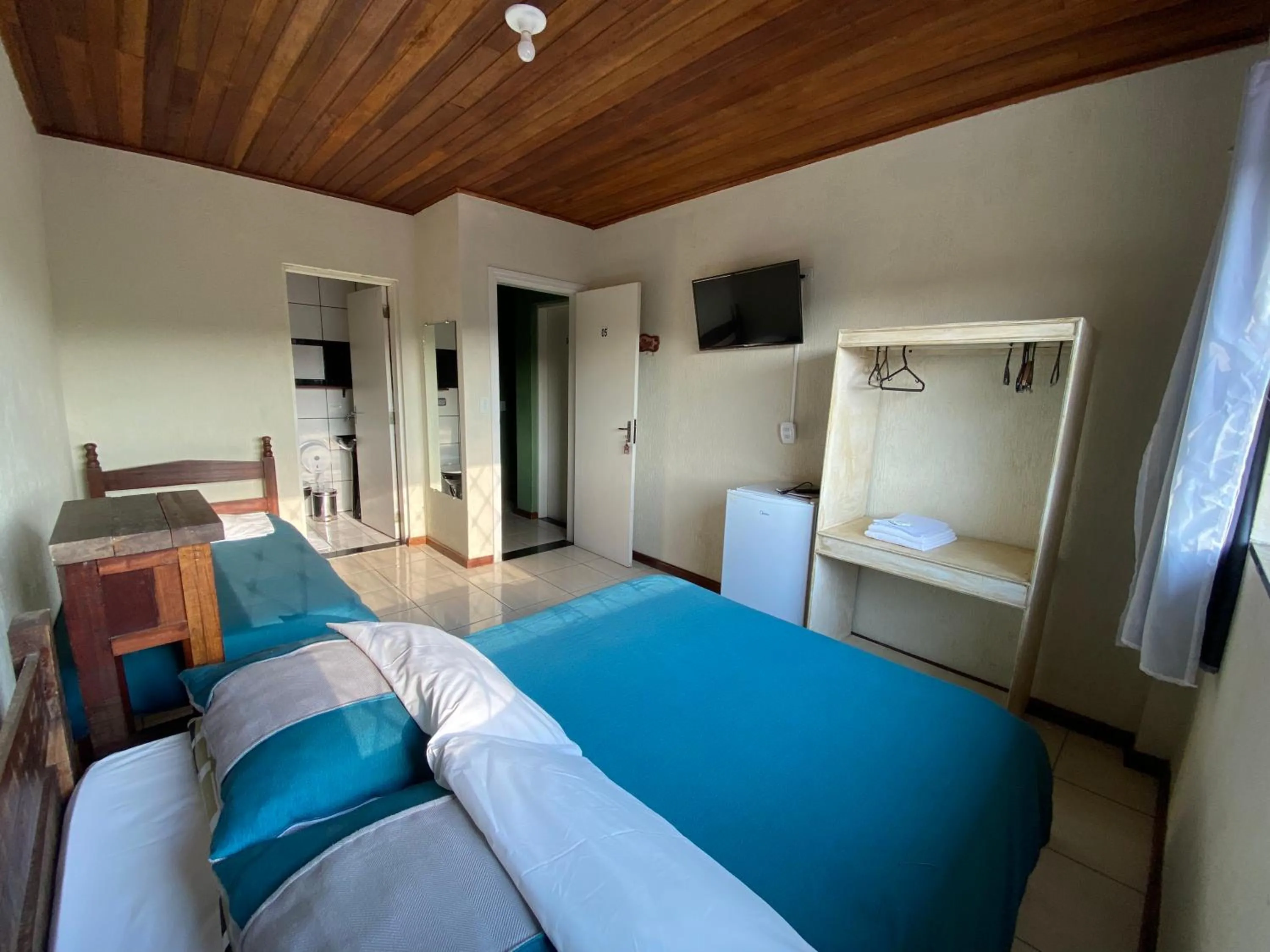 Bed in Betume