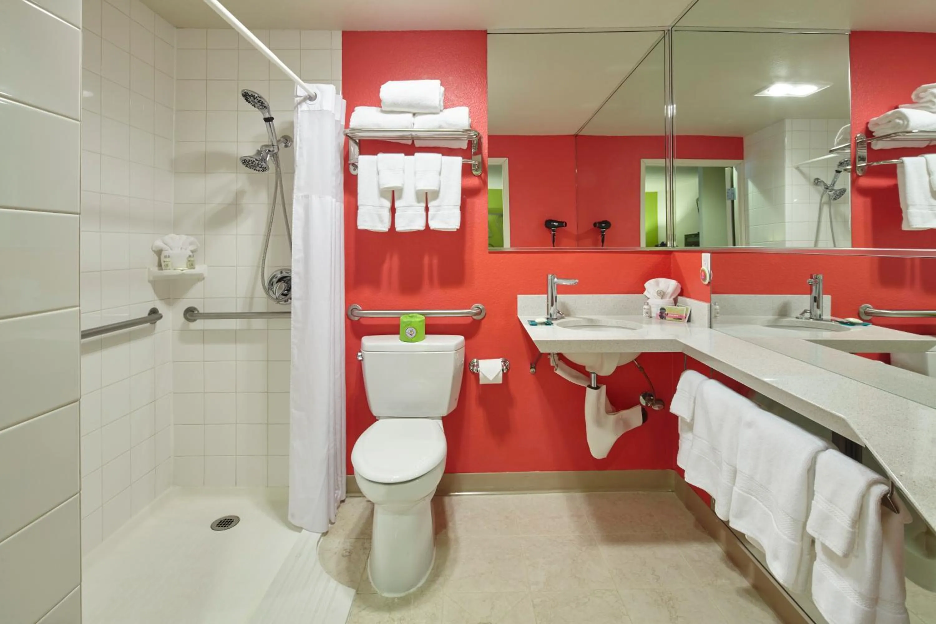 Bathroom in Inn at Northrup Station