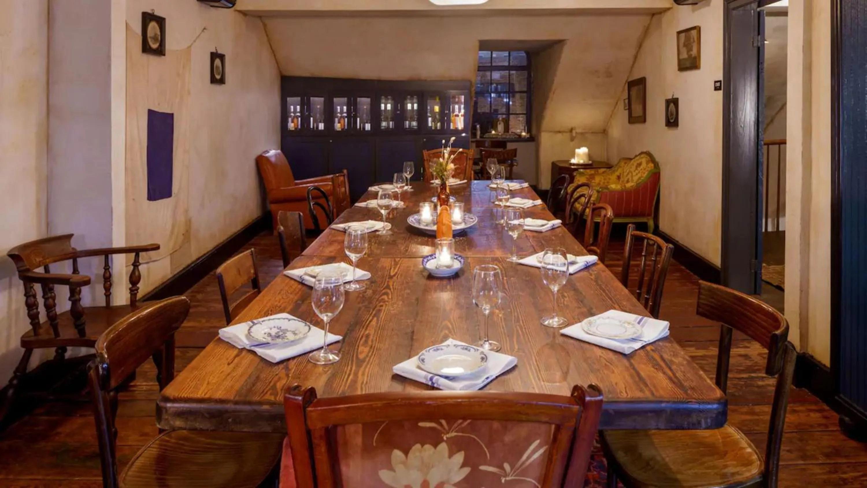 Meeting/conference room in The Barnett, part of JdV by Hyatt