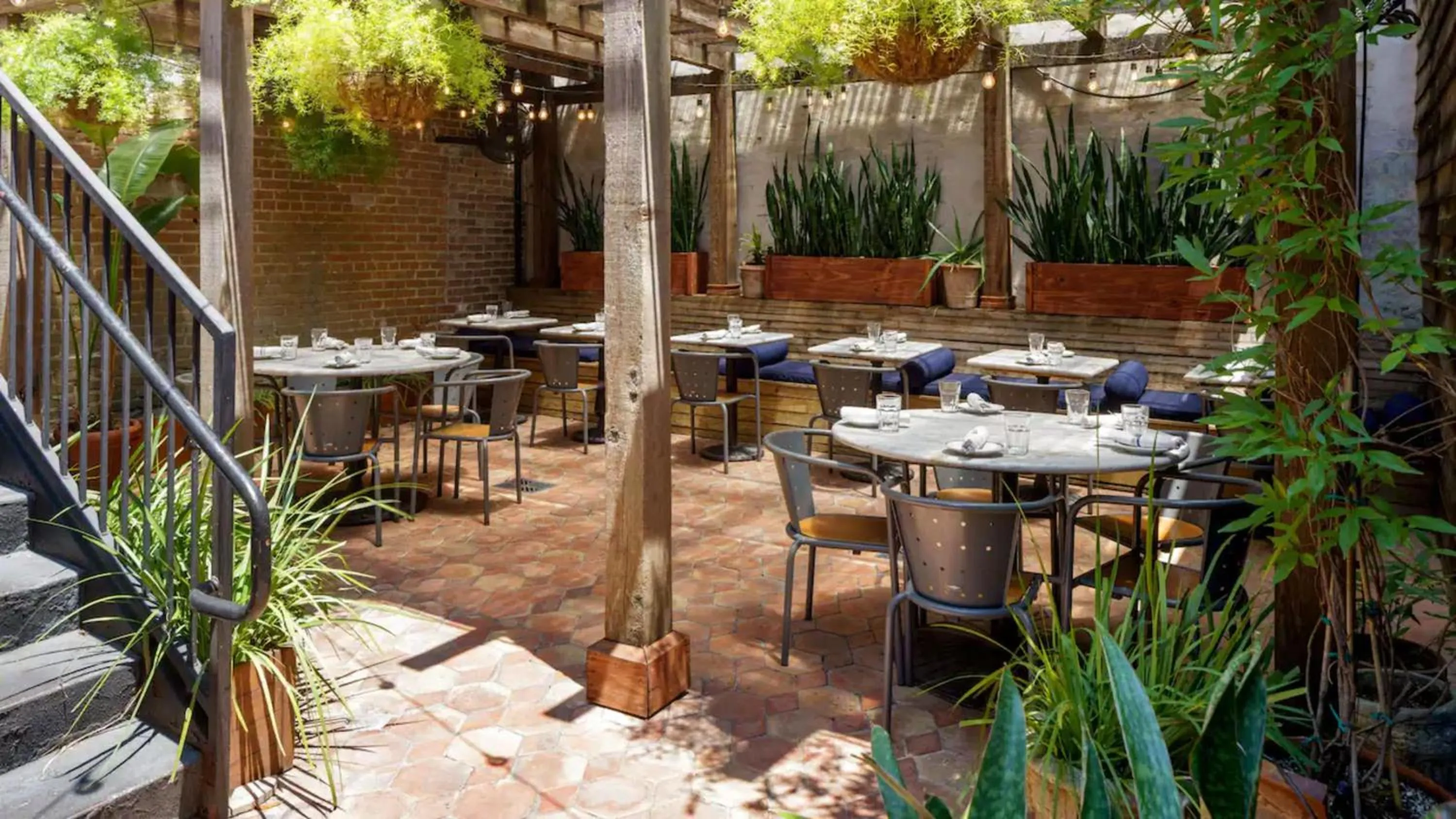 Balcony/Terrace in The Barnett, part of JdV by Hyatt