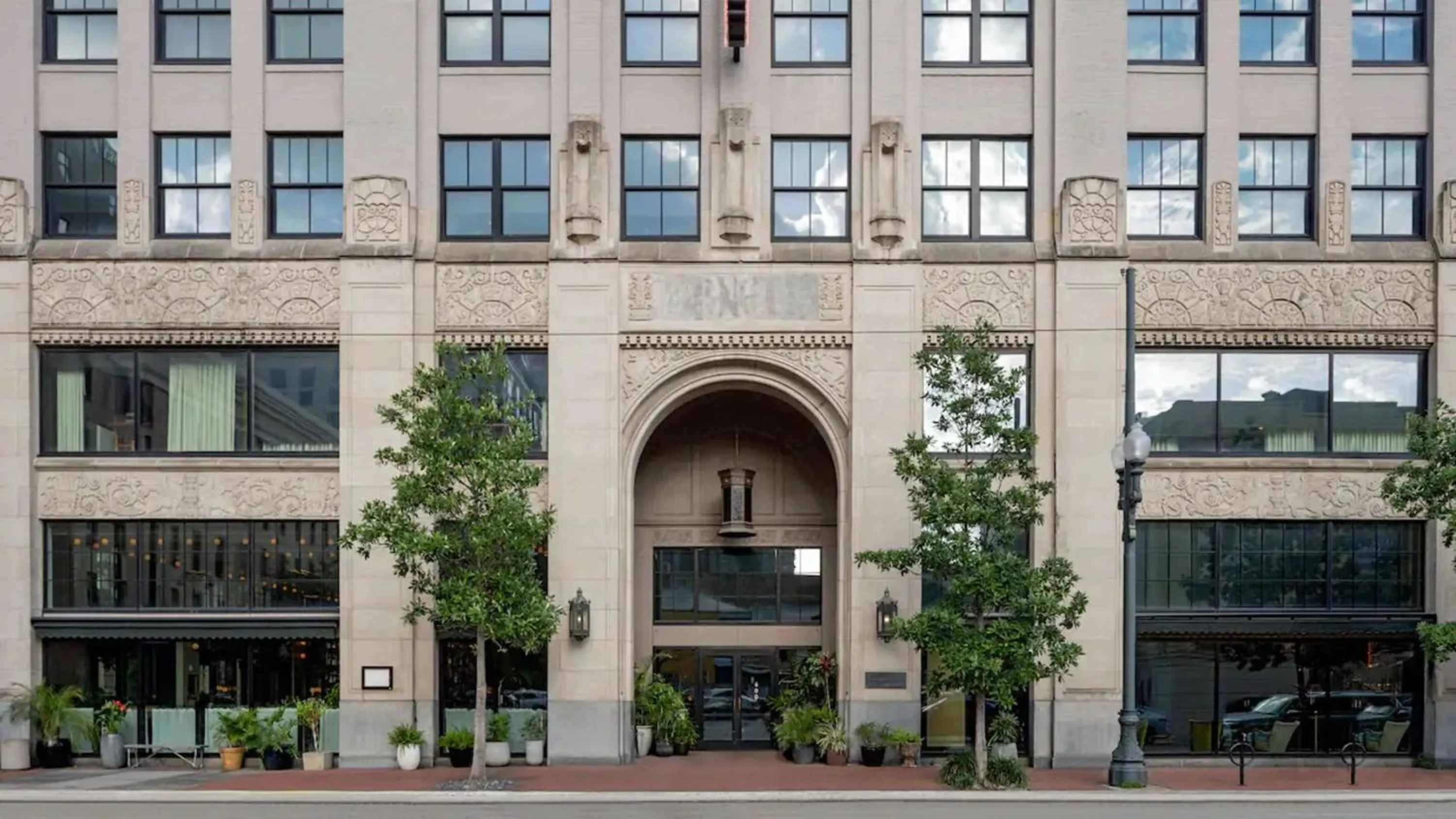 Facade/entrance in The Barnett, part of JdV by Hyatt