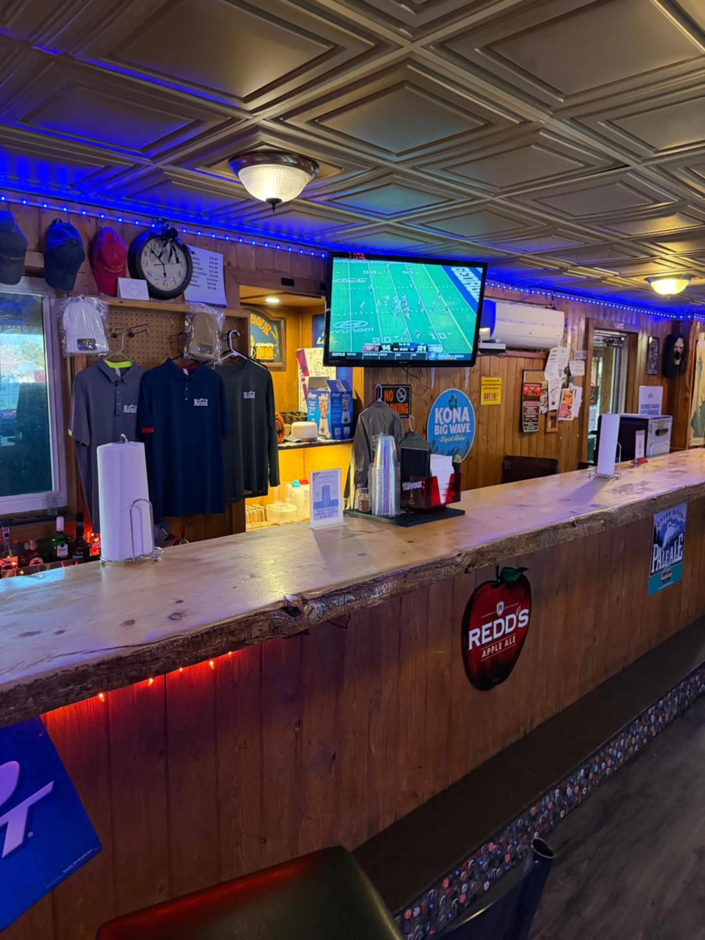 Frontier Lodge