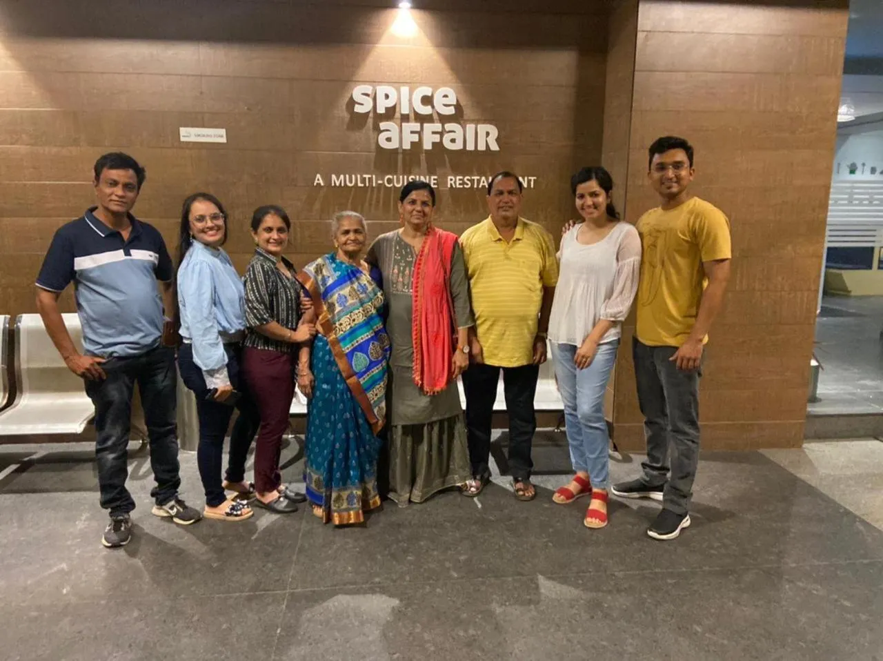 Restaurant/places to eat in Hotel German Palace Near to Airport