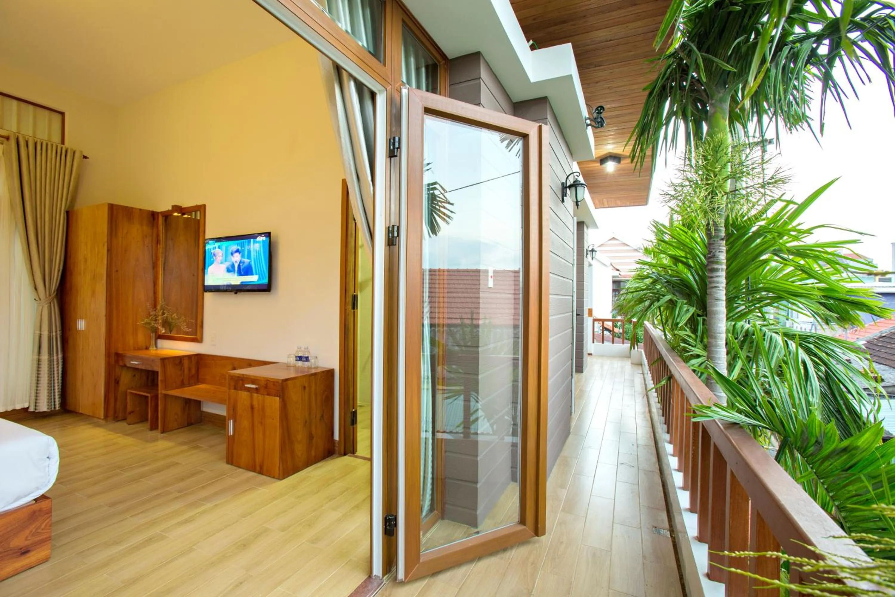 Bed in Hanging Garden Hoi An