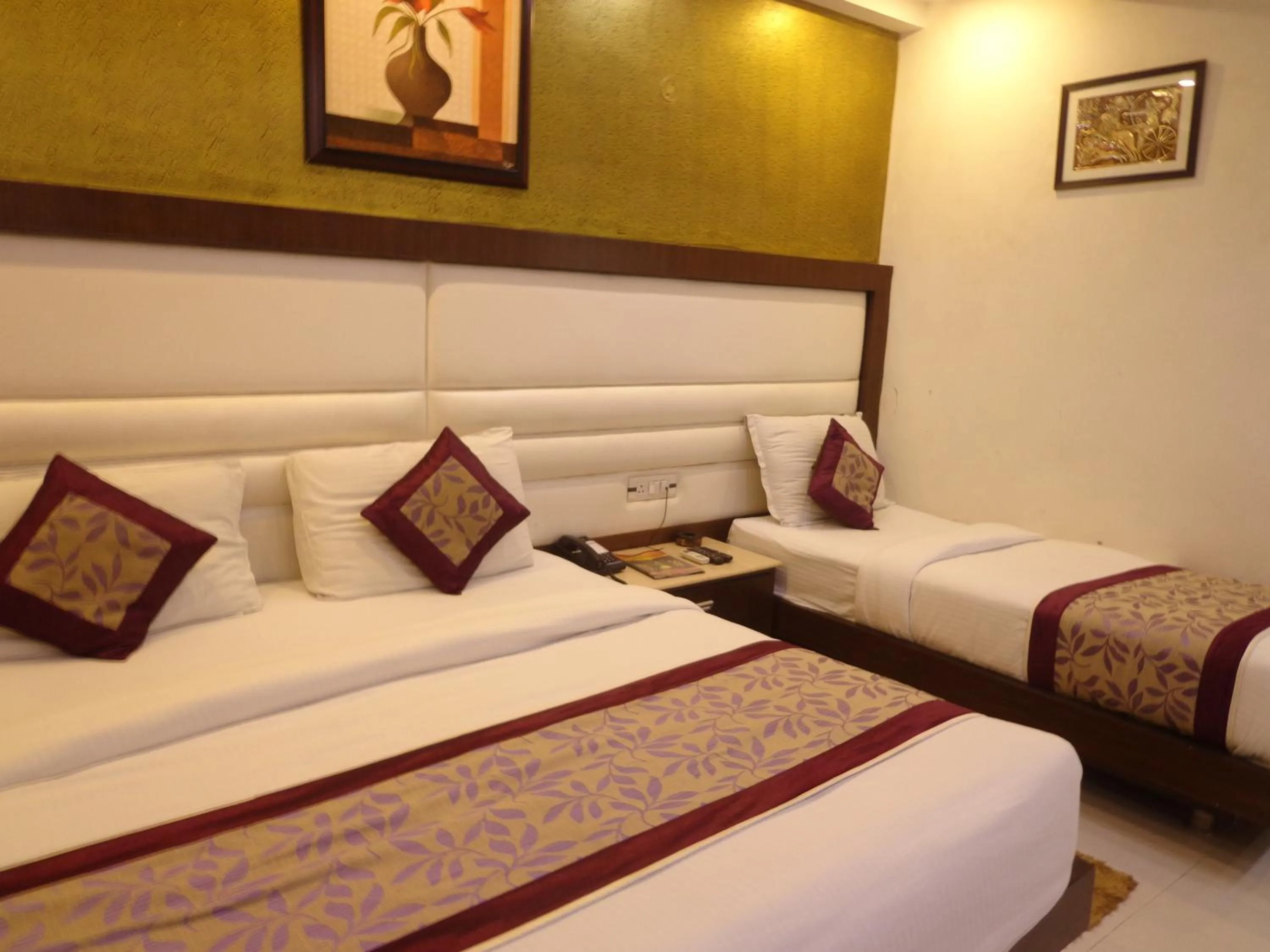 Bedroom in Hotel Station View Opposite New Delhi Railway