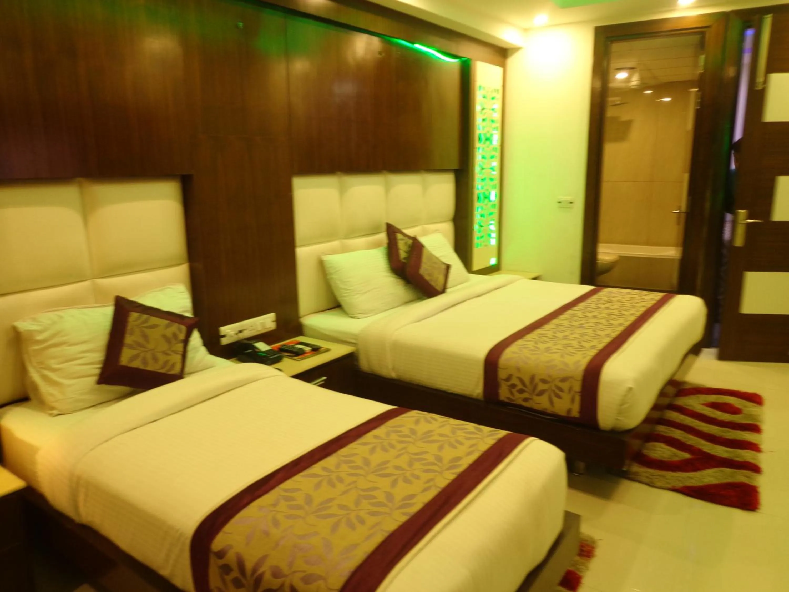 Bedroom in Hotel Station View Opposite New Delhi Railway