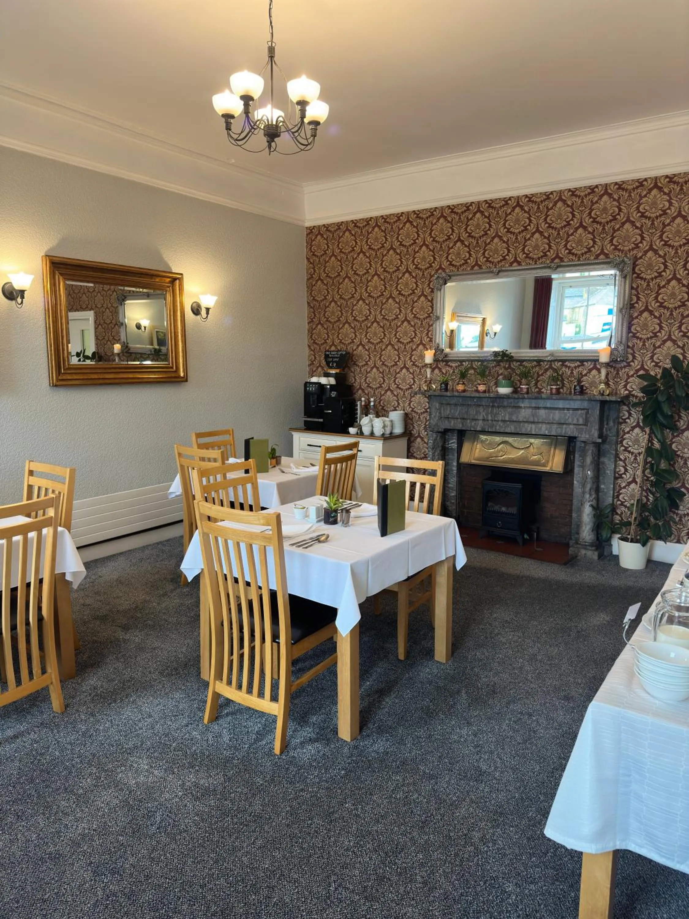 Dining area in Long Quay House