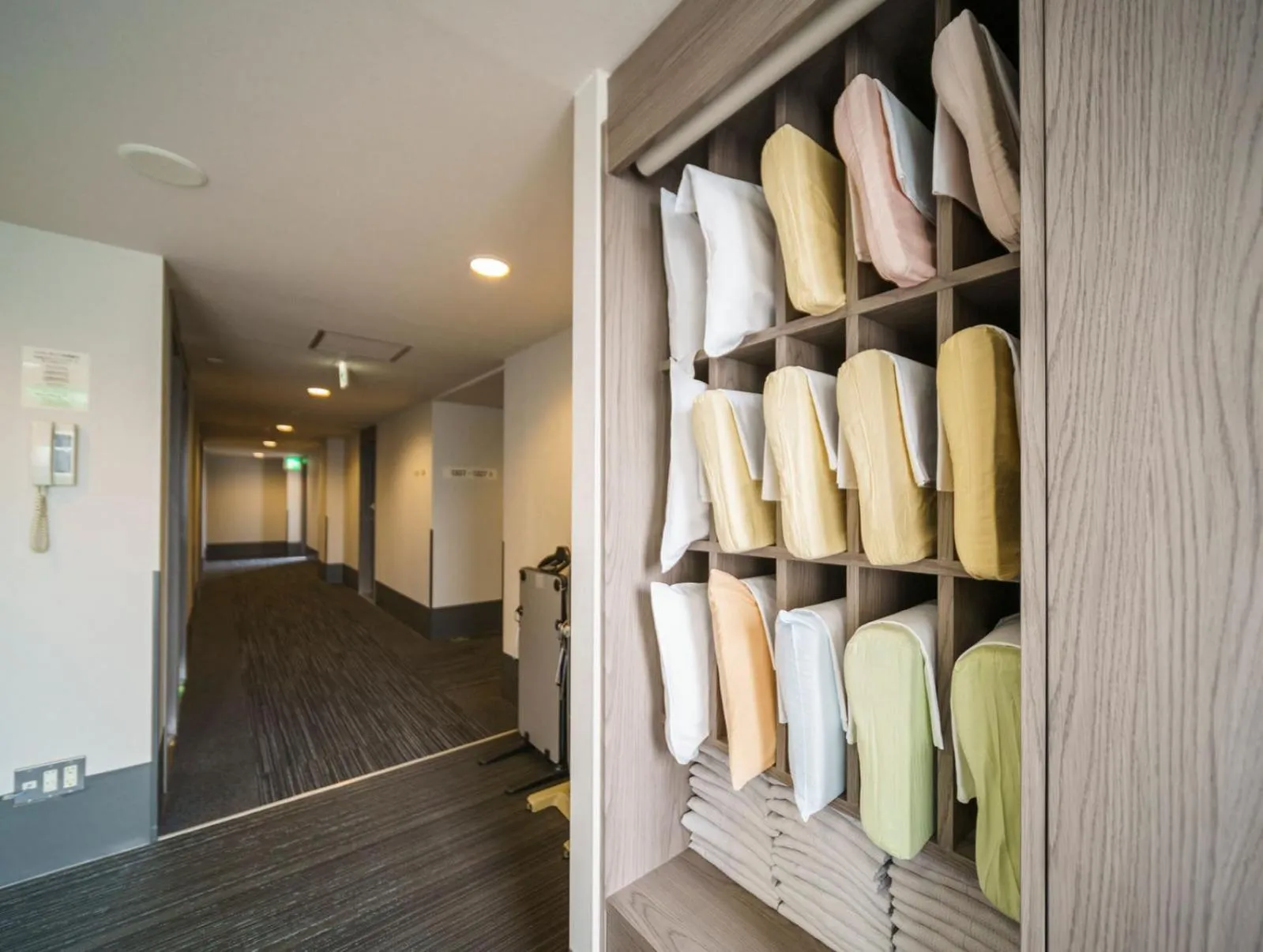 Photo of the whole room in Super Hotel Yokohama Kannai