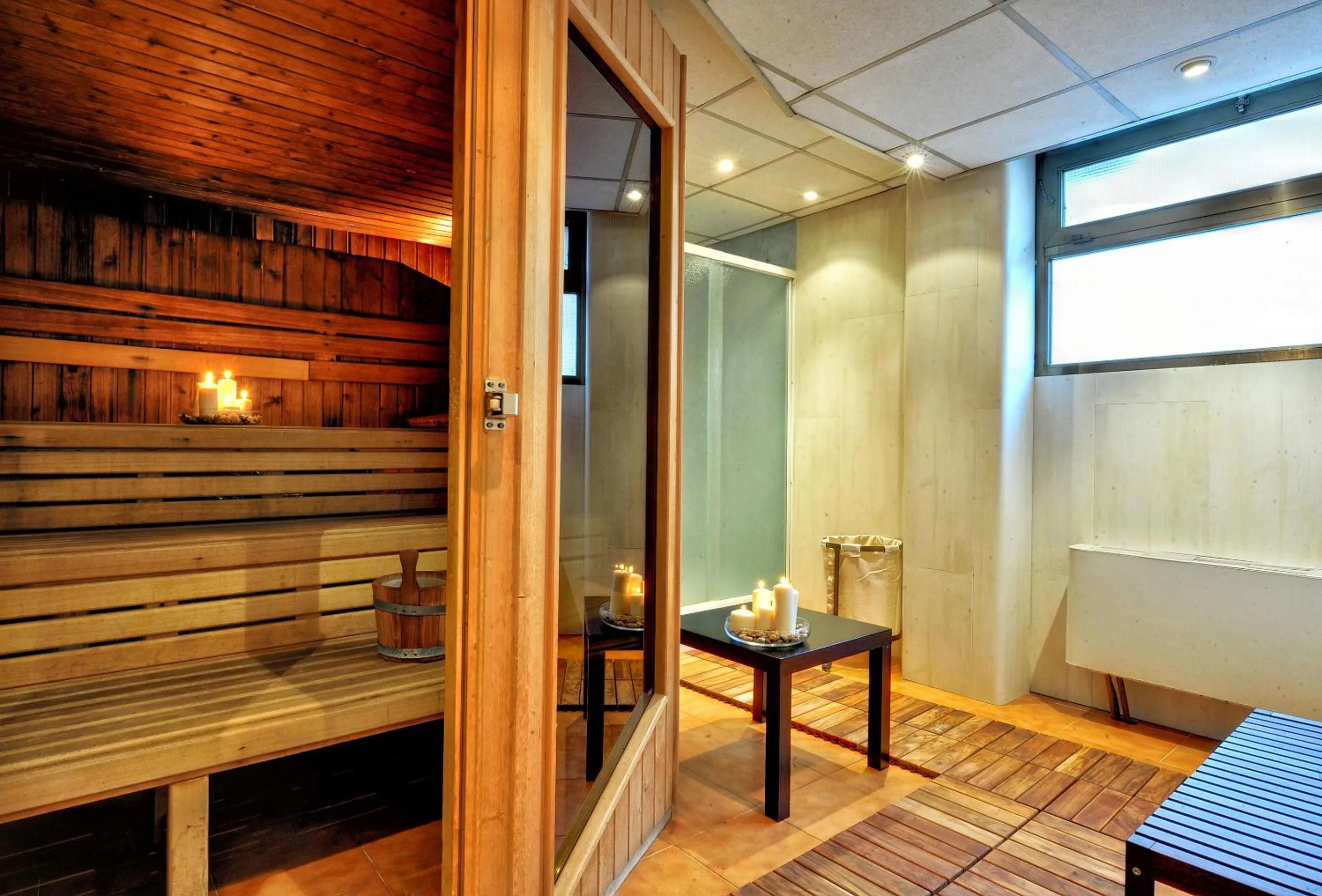 Sauna, Bed in Hotel Sant Gothard by Nexta