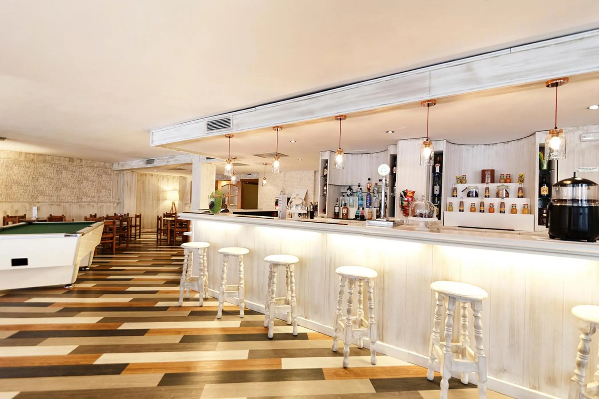 Restaurant/places to eat in Hotel Sant Gothard by Nexta