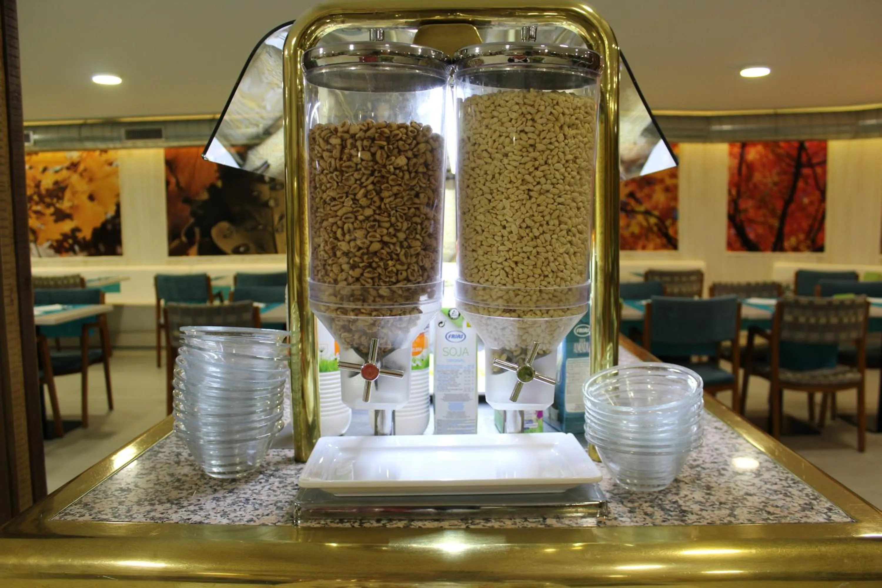 Buffet breakfast in Hotel Sant Gothard by Nexta