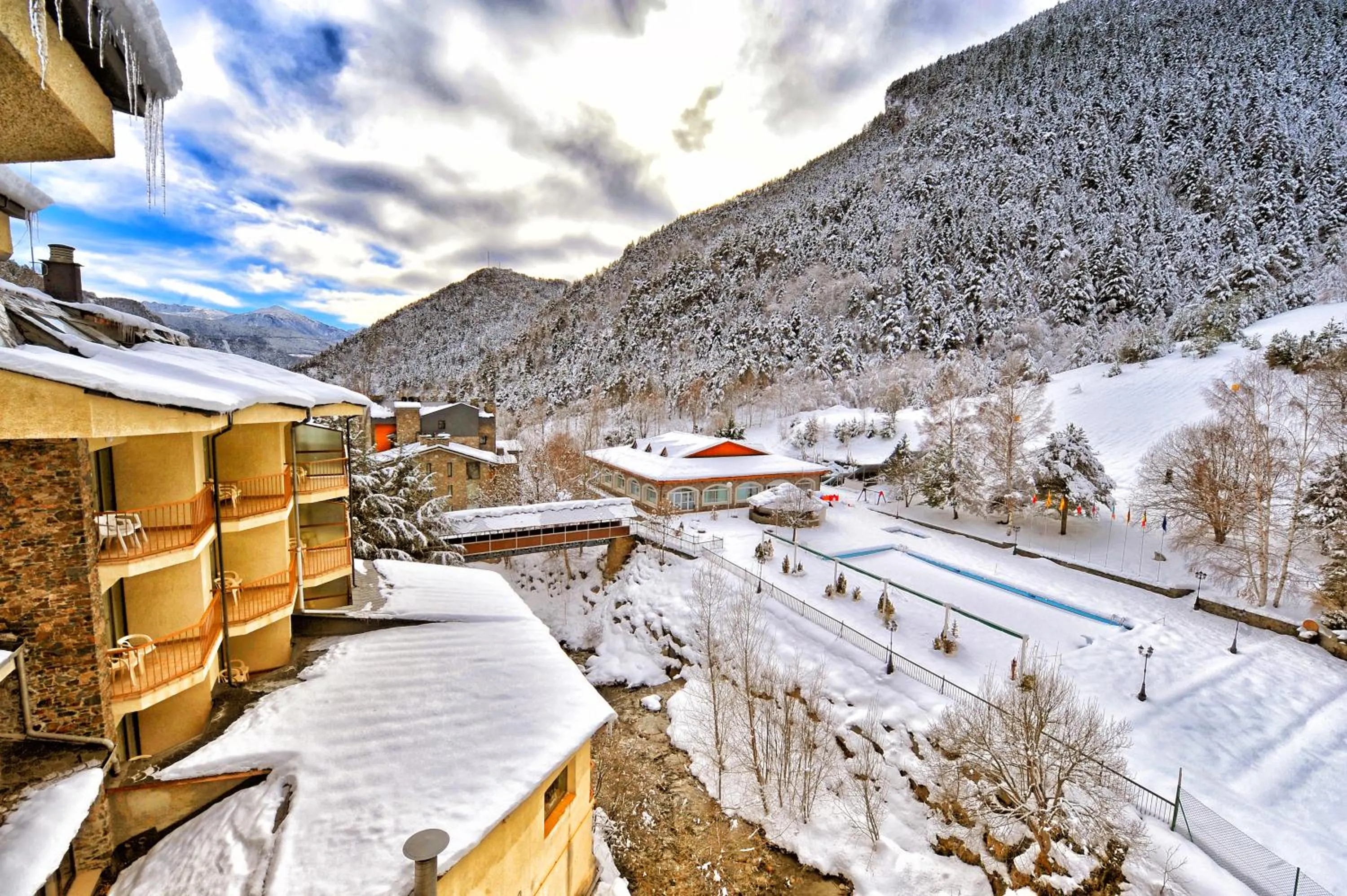 Bird's eye view in Hotel Sant Gothard by Nexta