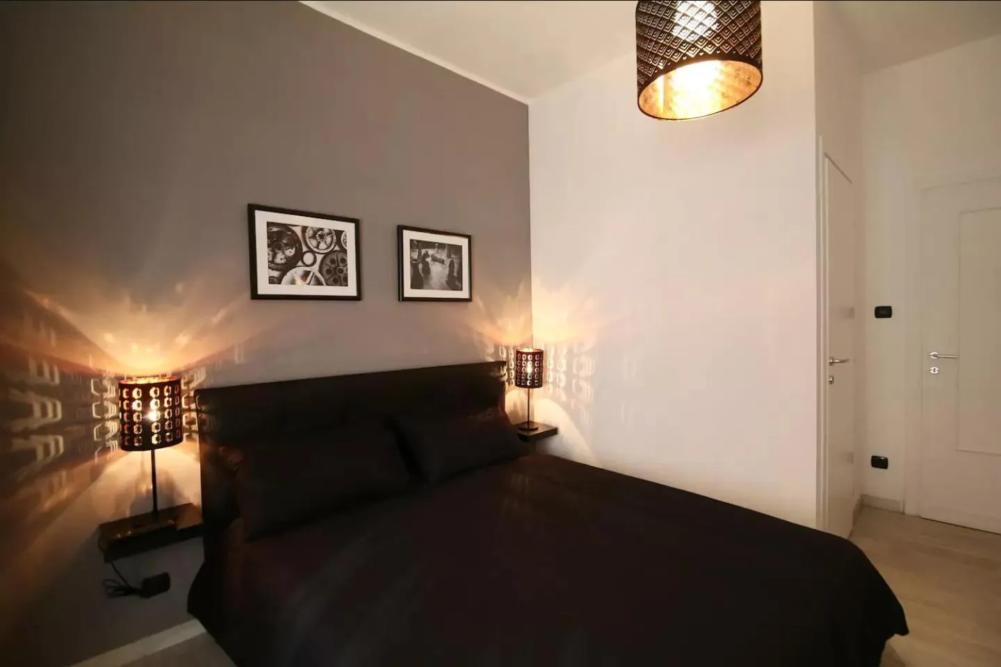 Bedroom, Bed in MC Guest House