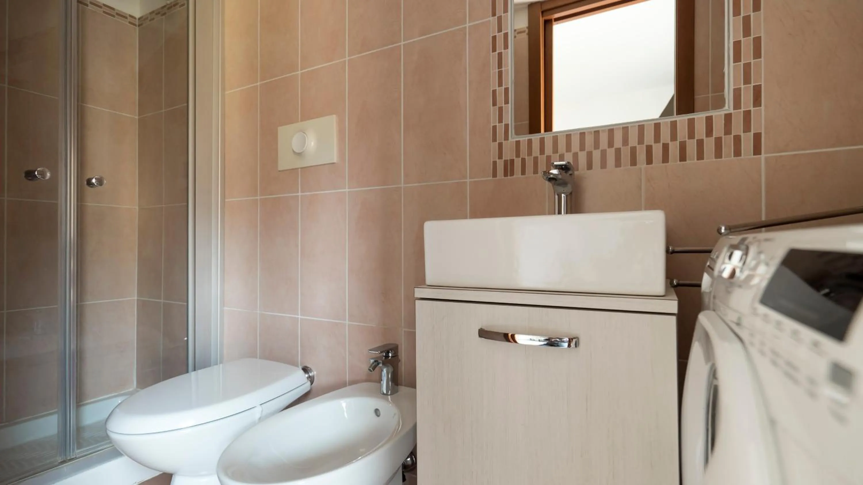 Bathroom in Italianway-Bligny 39