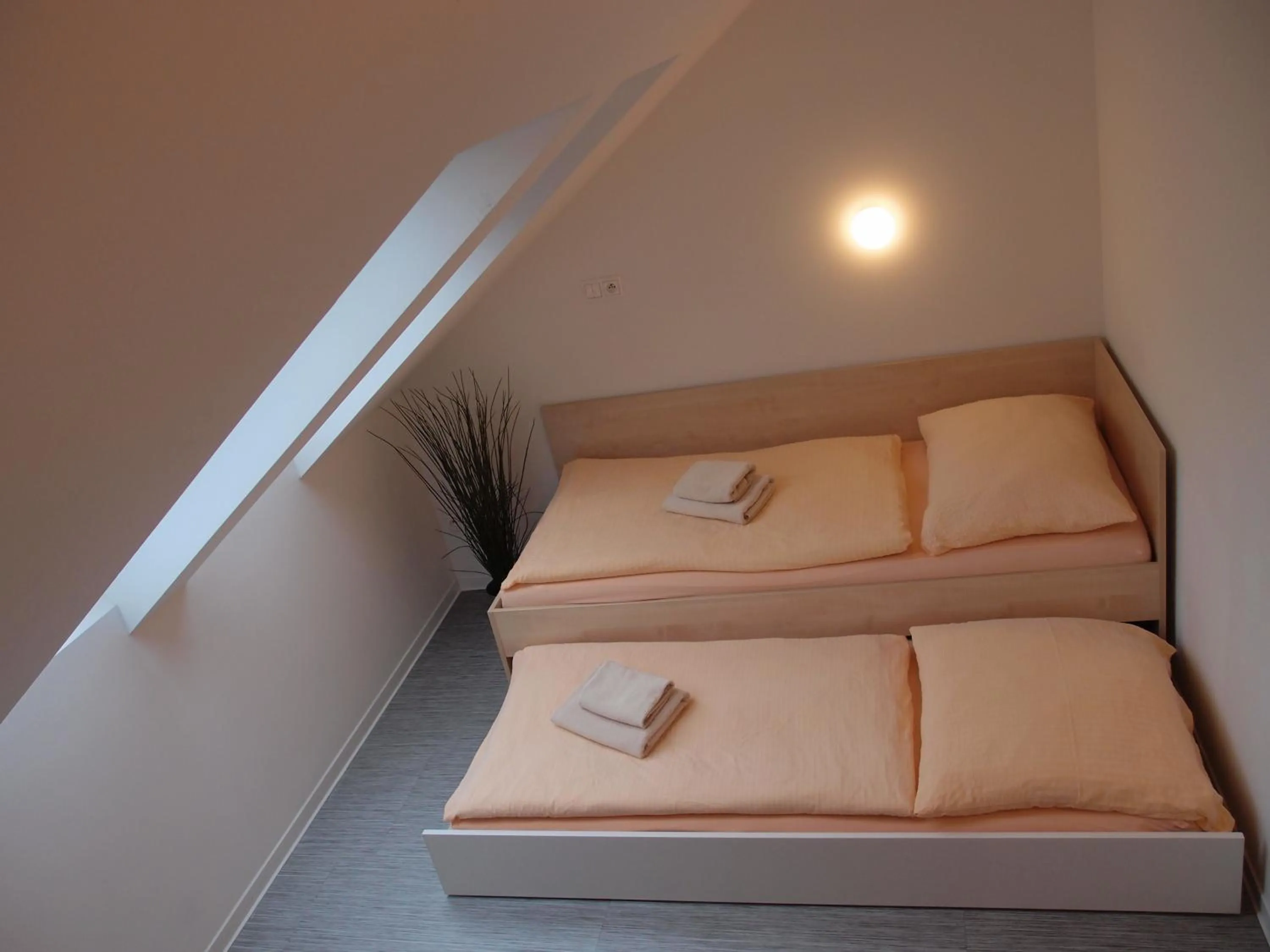 Photo of the whole room, Bed in Centrum Salvator