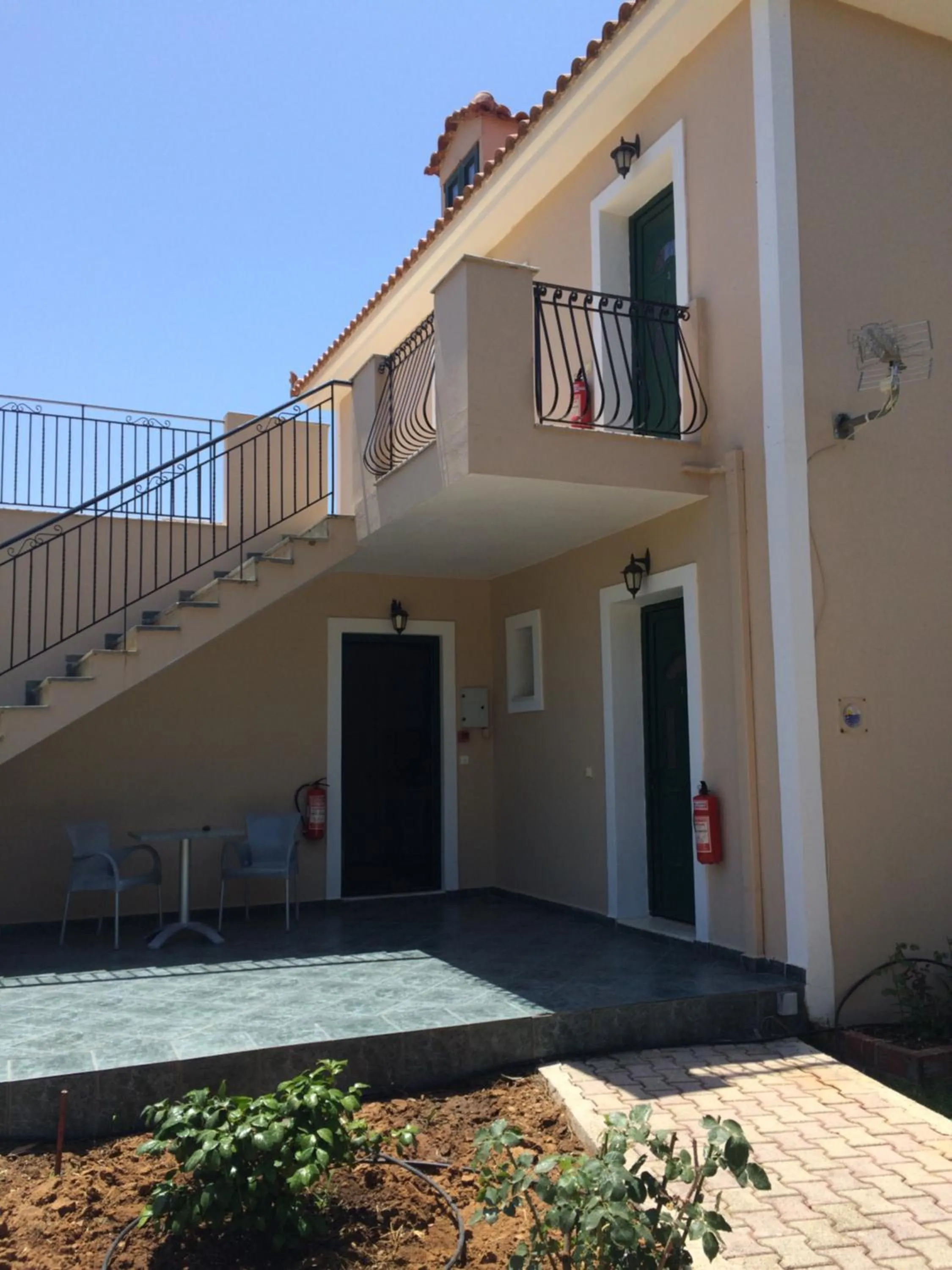 Property building in Koukounaries Studios