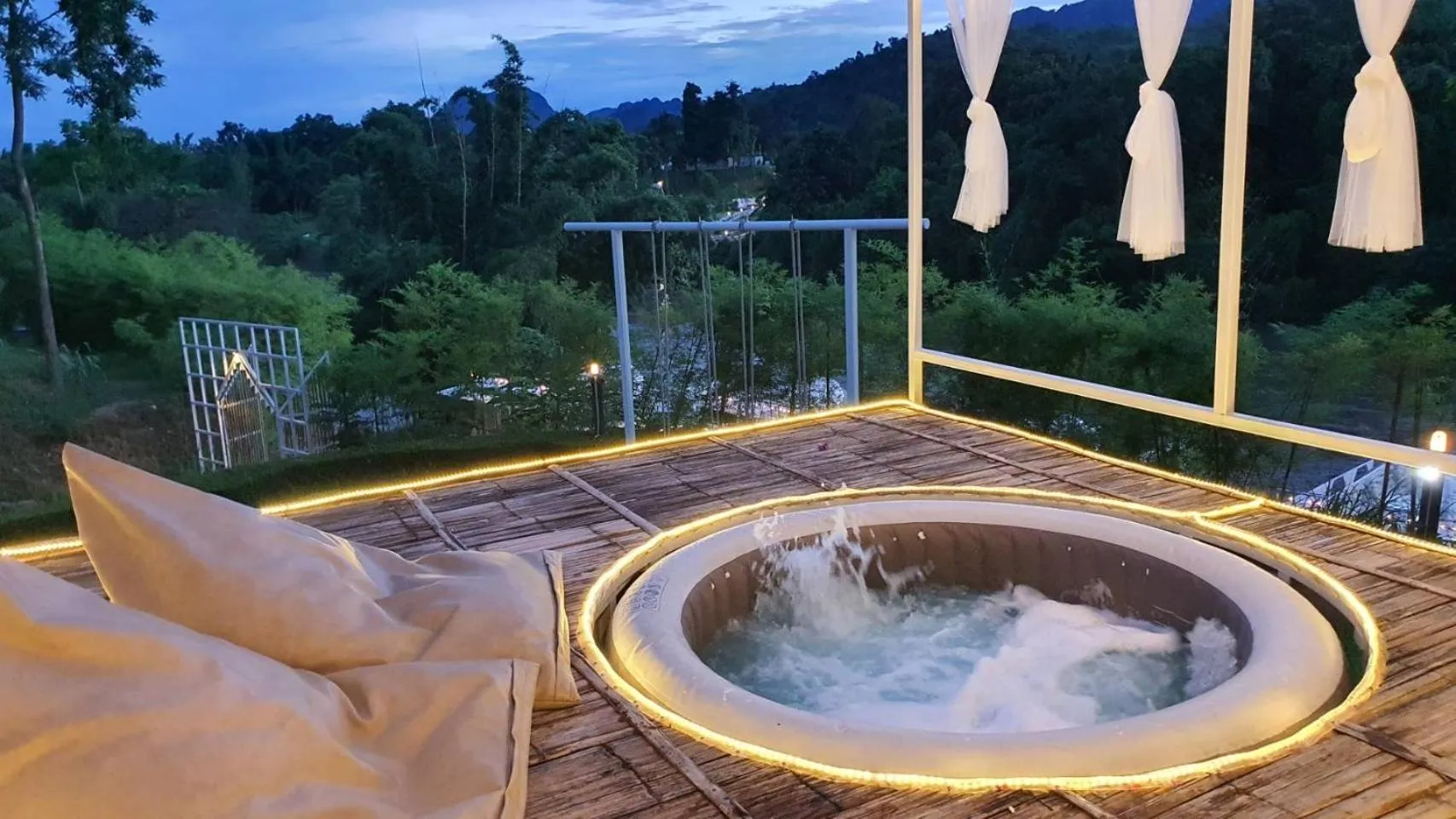 Night in Baanpufa Resort