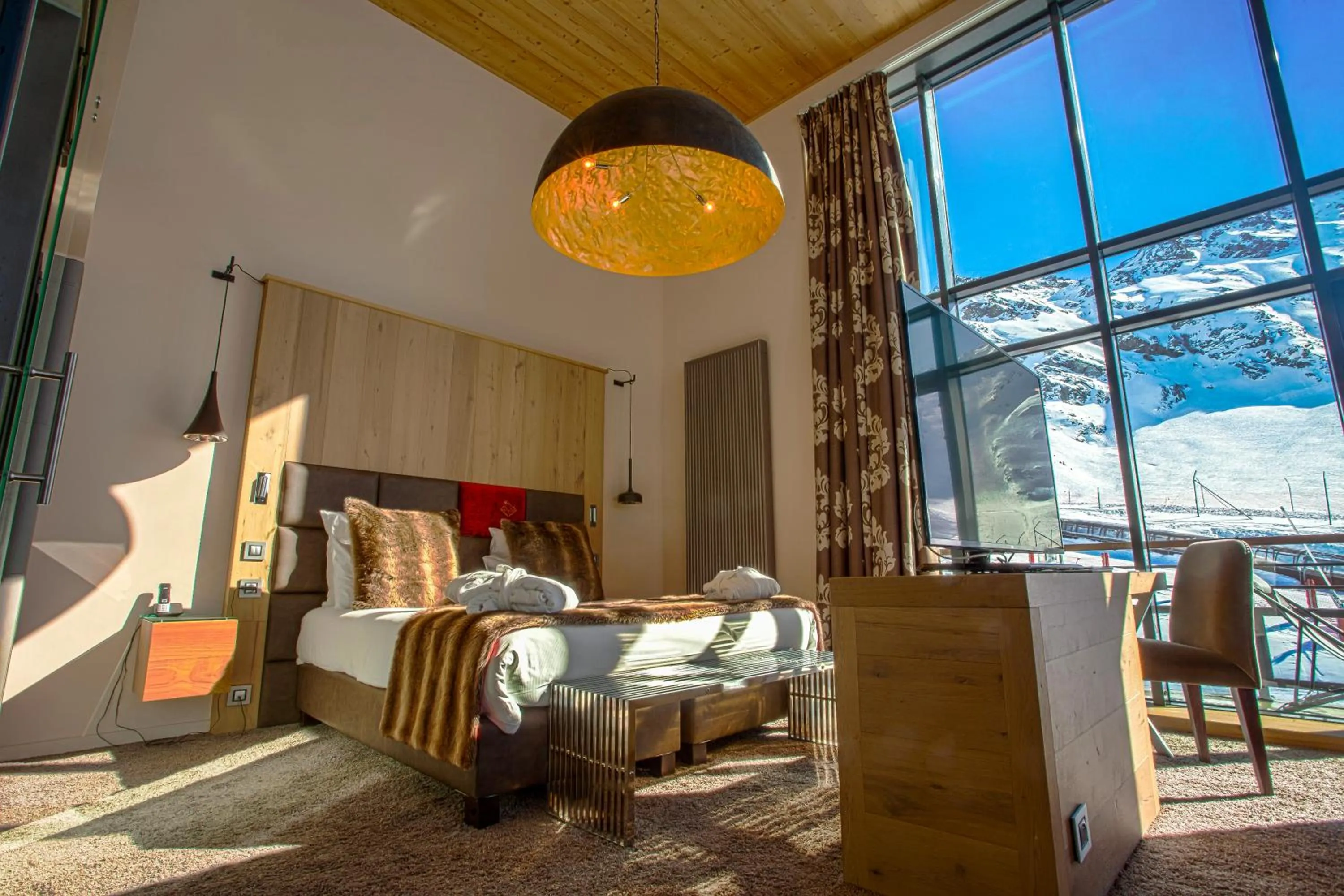 Bedroom in Hôtel Taj-I Mah by Les Etincelles