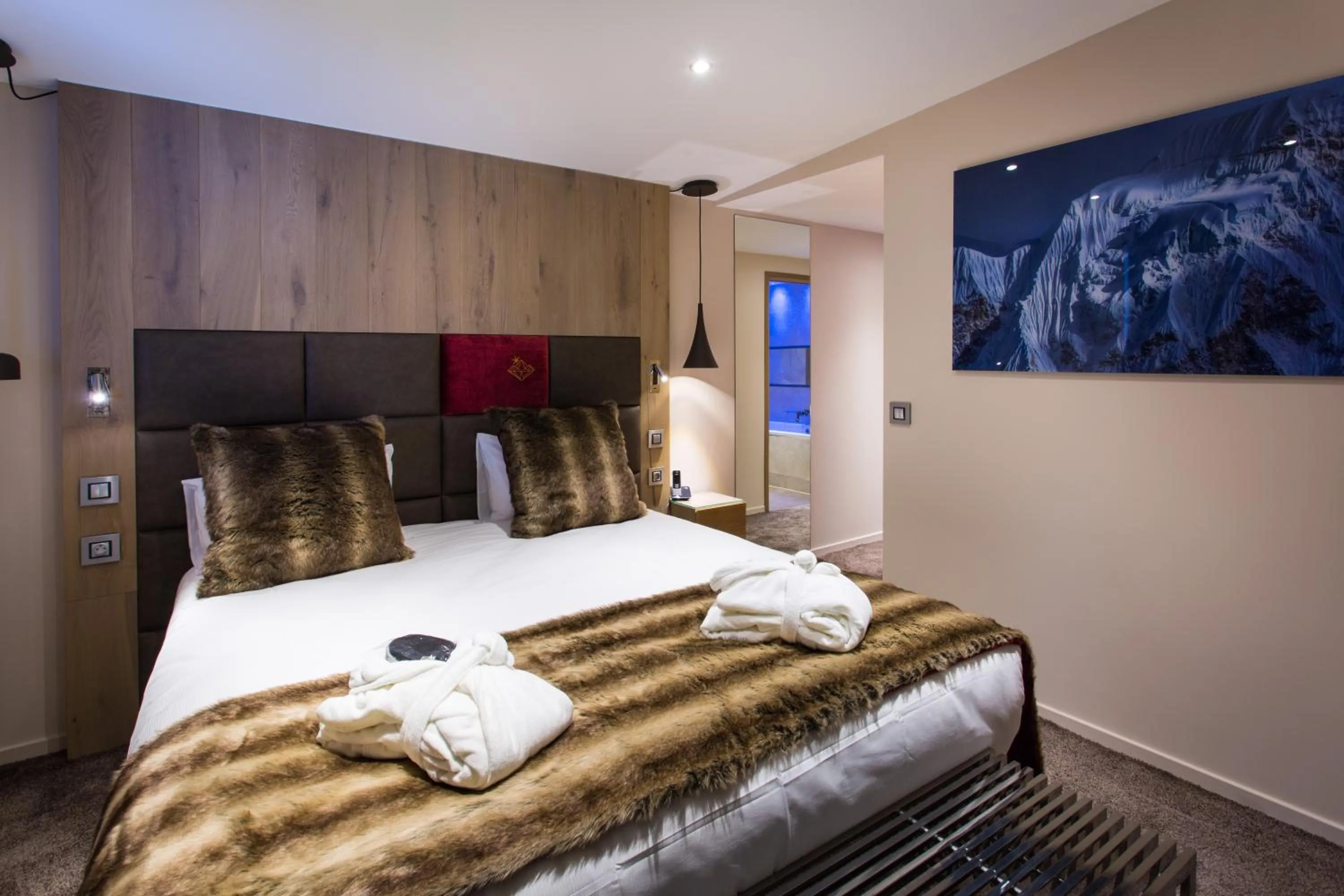 Bed in Hôtel Taj-I Mah by Les Etincelles