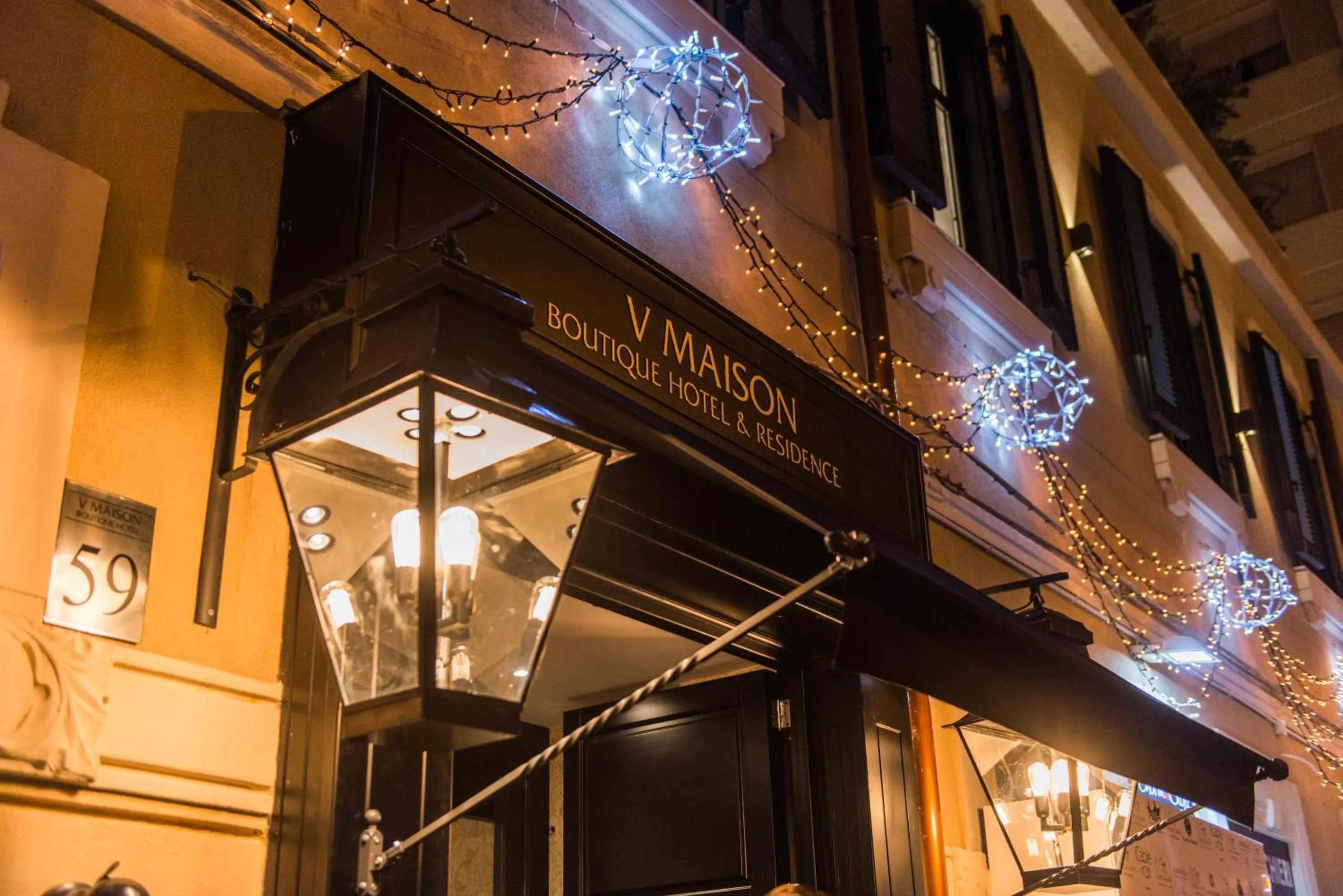 Property building in Vmaison Hotel Messina