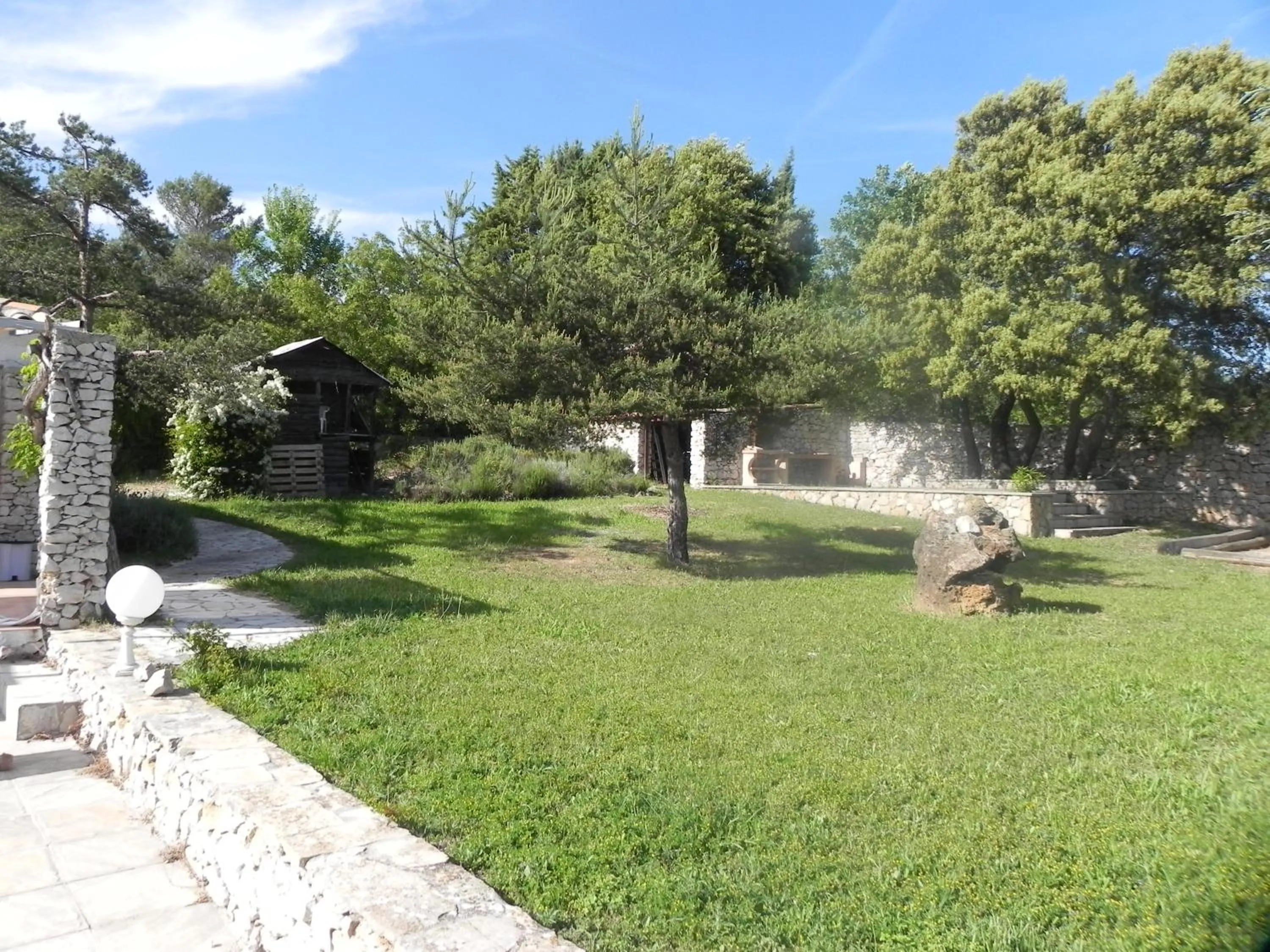 Garden in Le Mas de Cocagne - Gite et Chambre d'hôte - Piscine et SPA