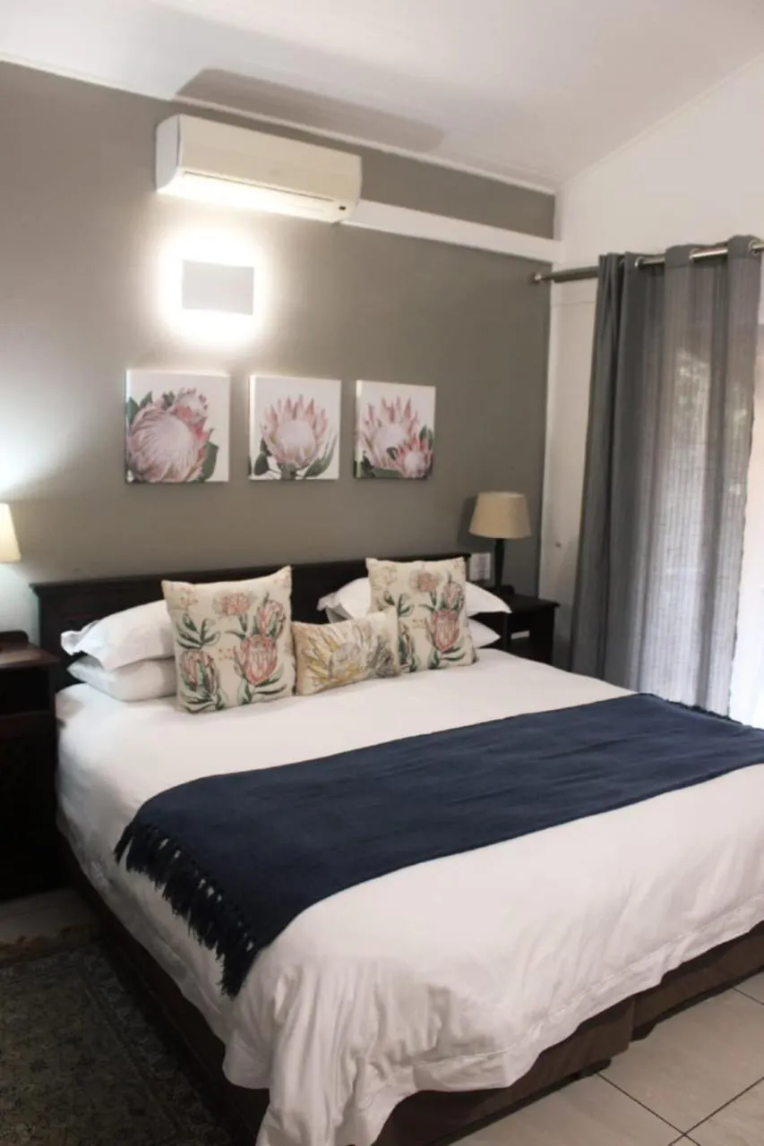 Bedroom in The Sandpiper