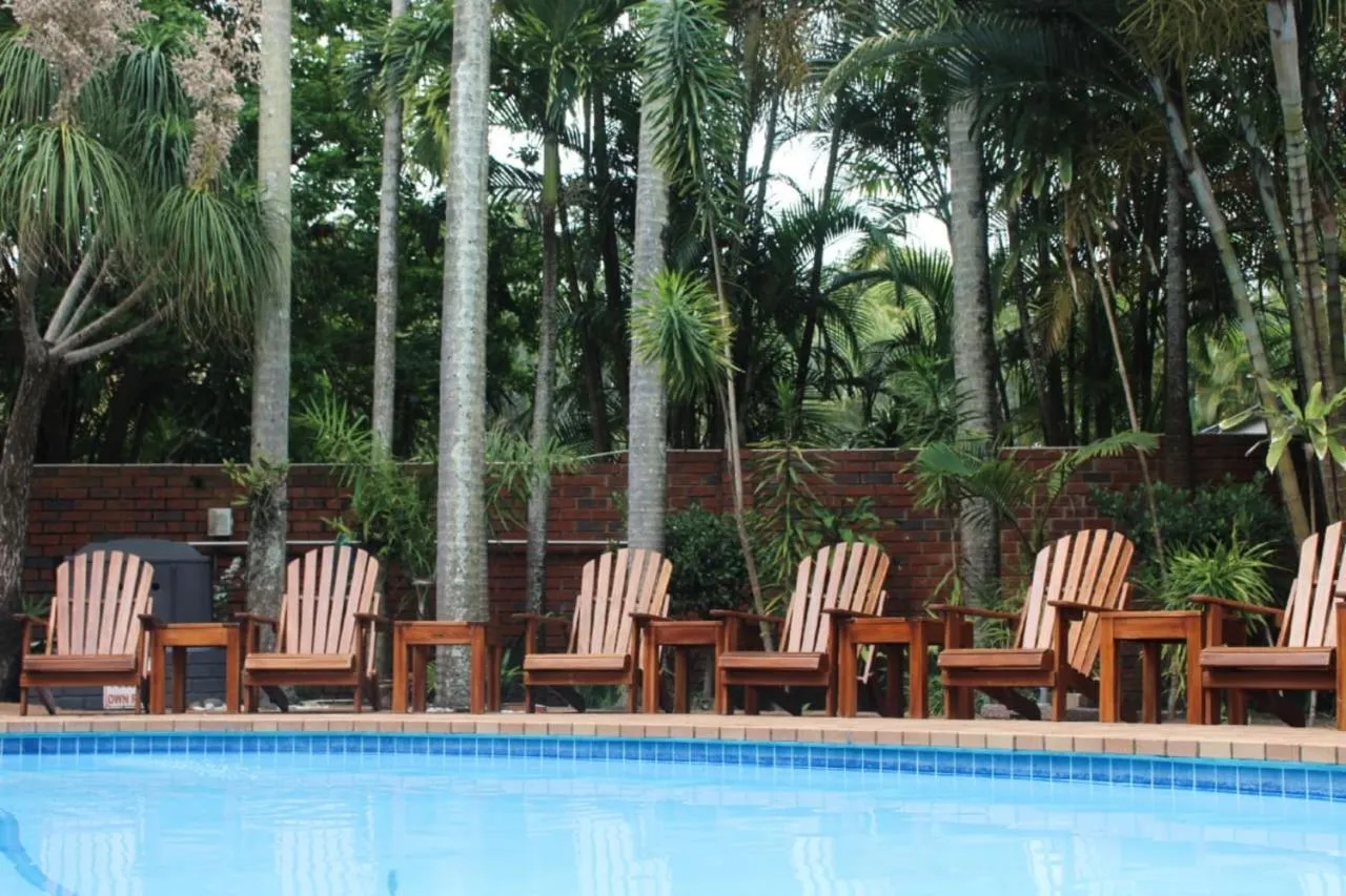 Swimming pool in The Sandpiper
