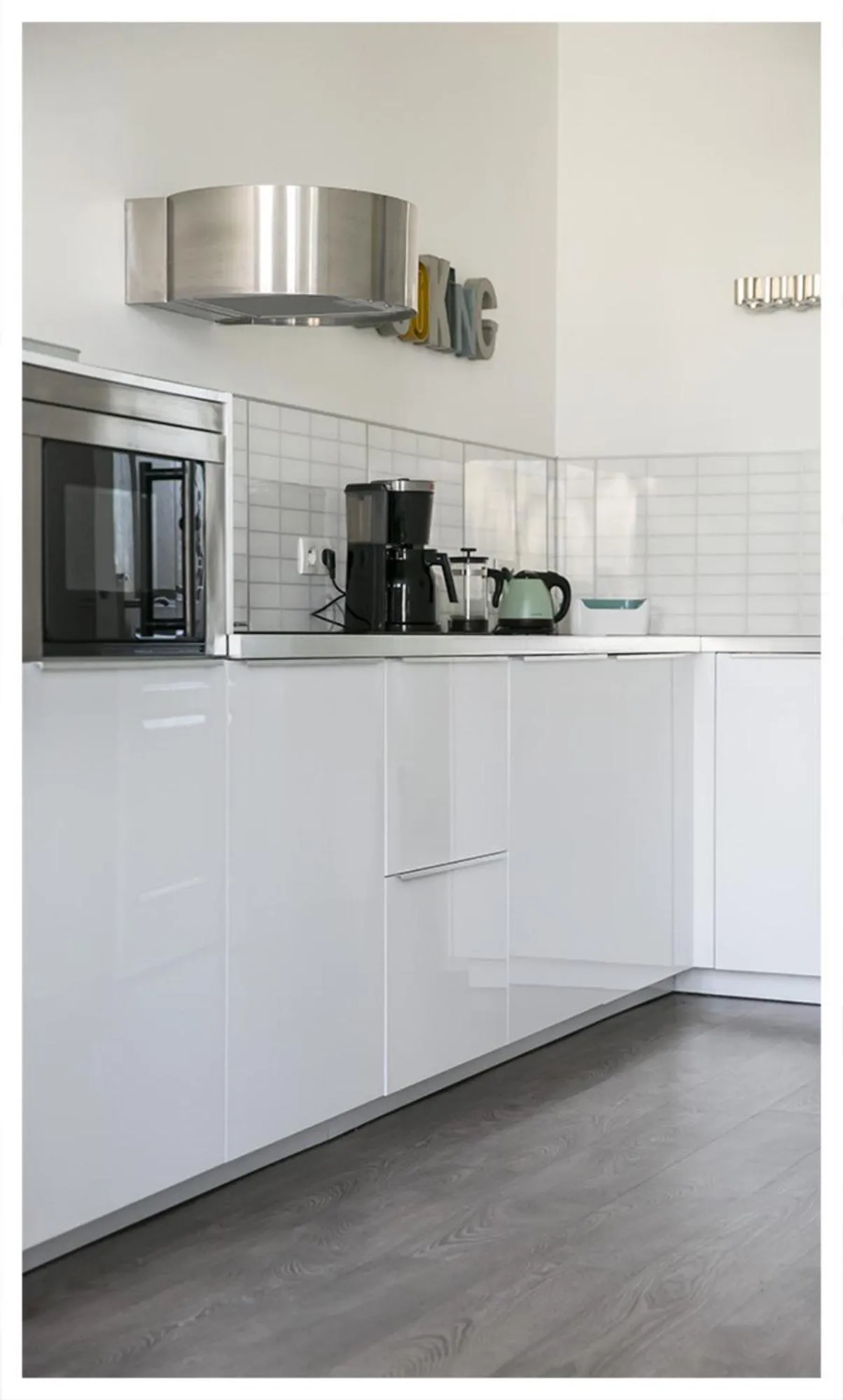 Kitchen or kitchenette in URBAN LOFT & SPA Marseille