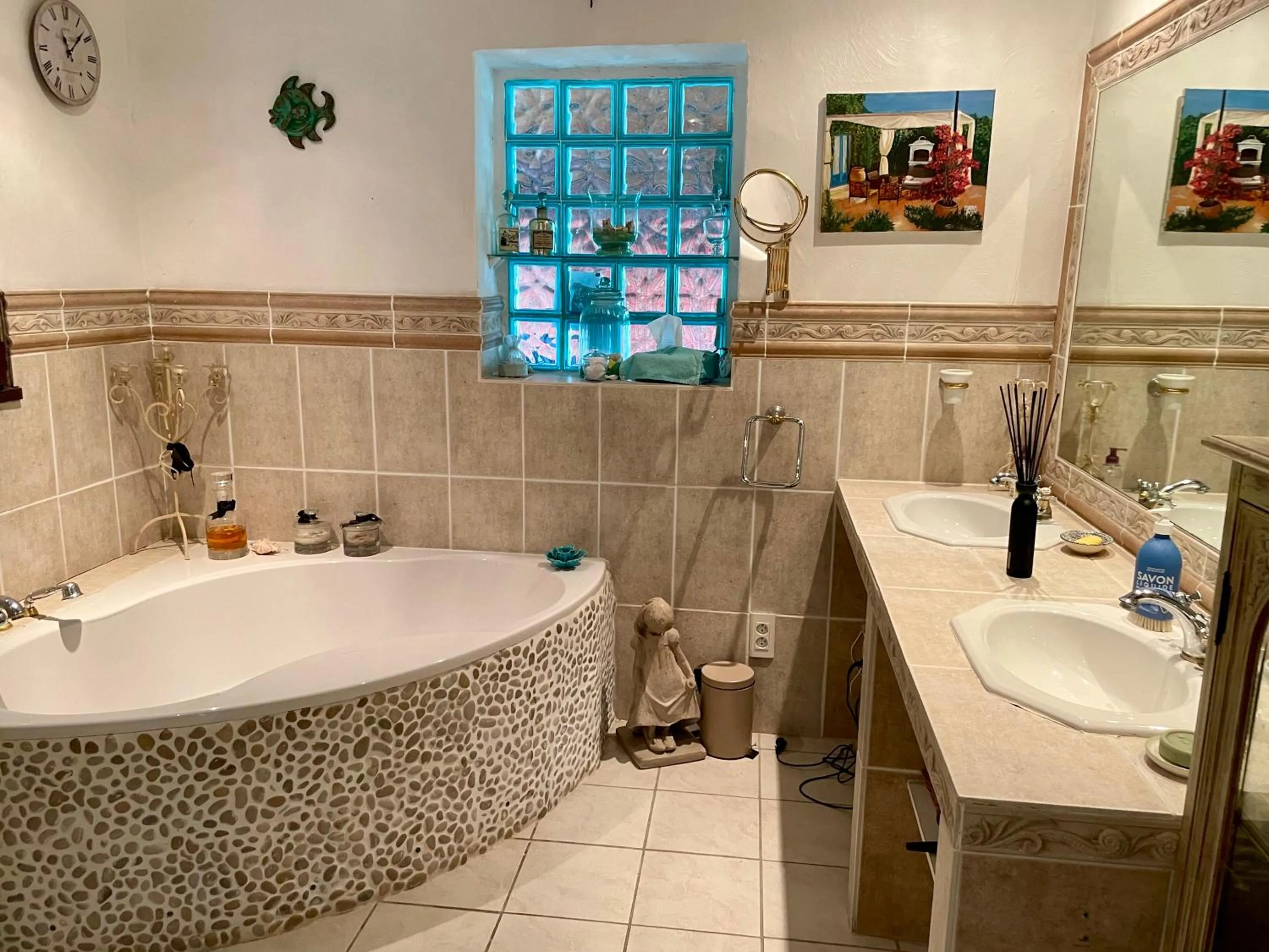 Bath in B&B Maison Brora