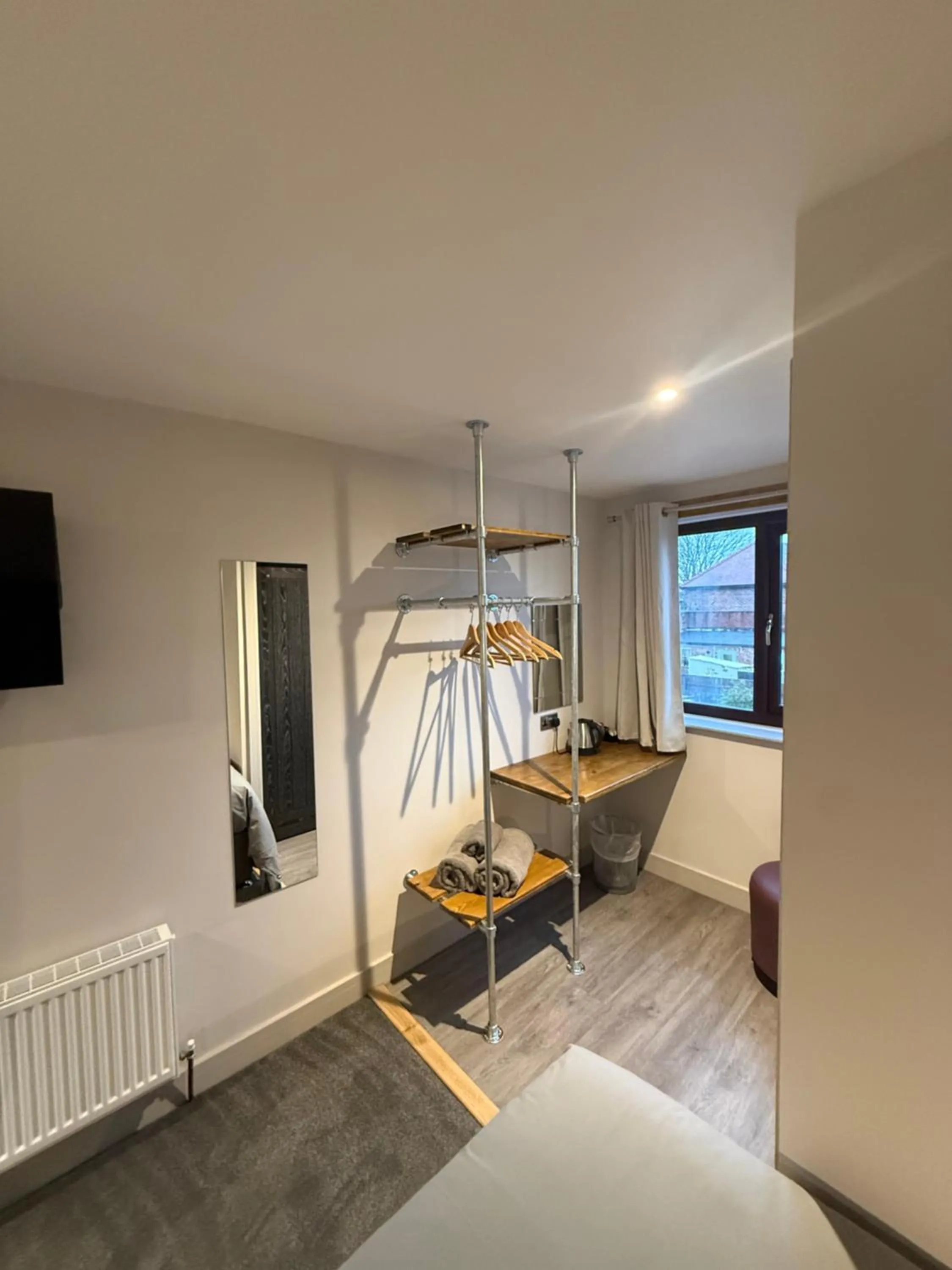 Seating area, Bed in The White Horse