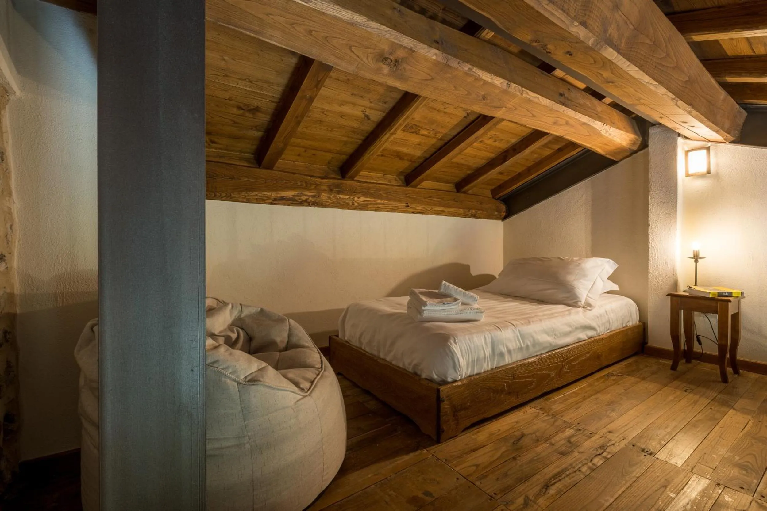 Bedroom, Bed in Borgotufi Albergo Diffuso