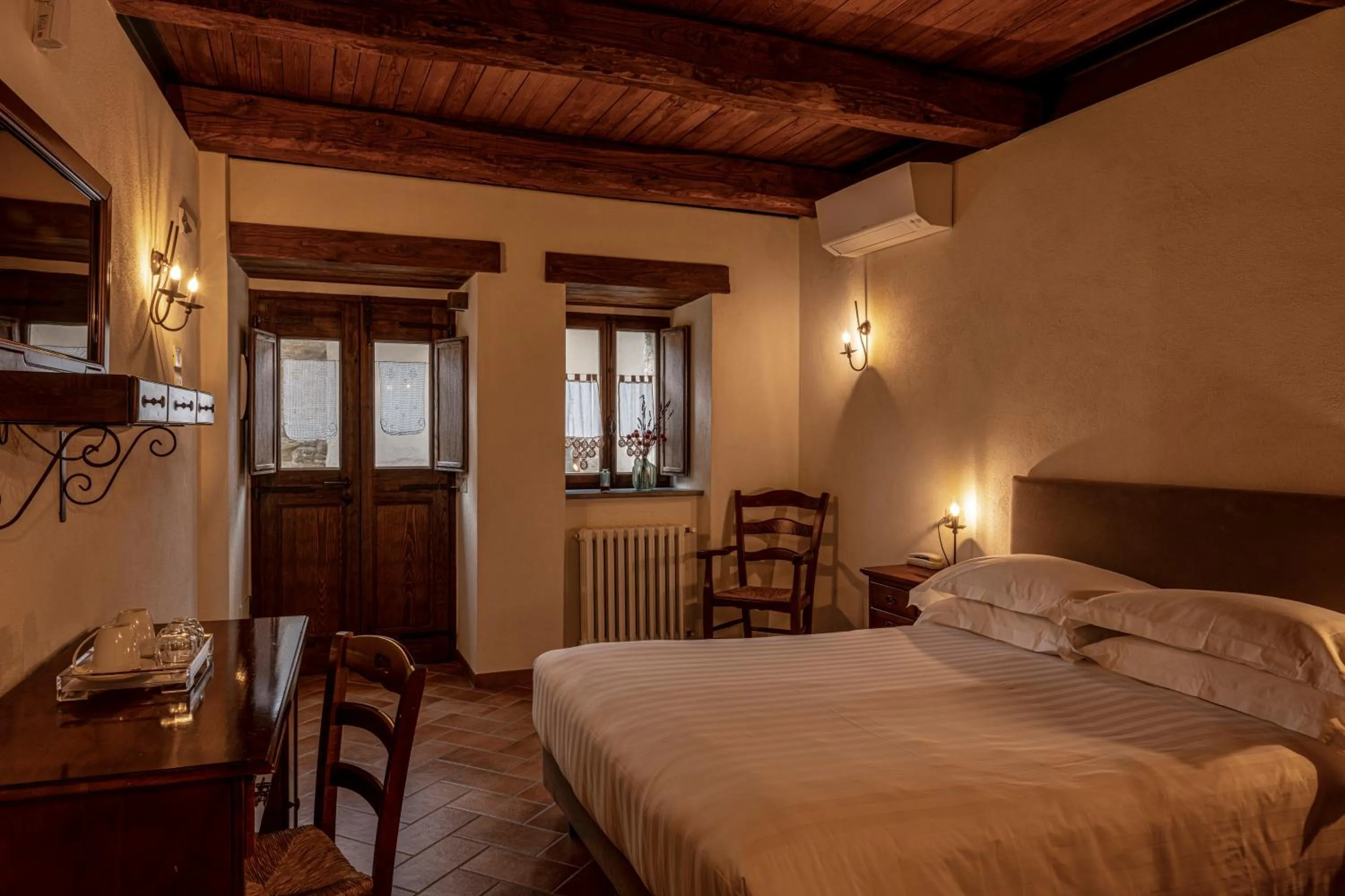 Bedroom, Bed in Borgotufi Albergo Diffuso