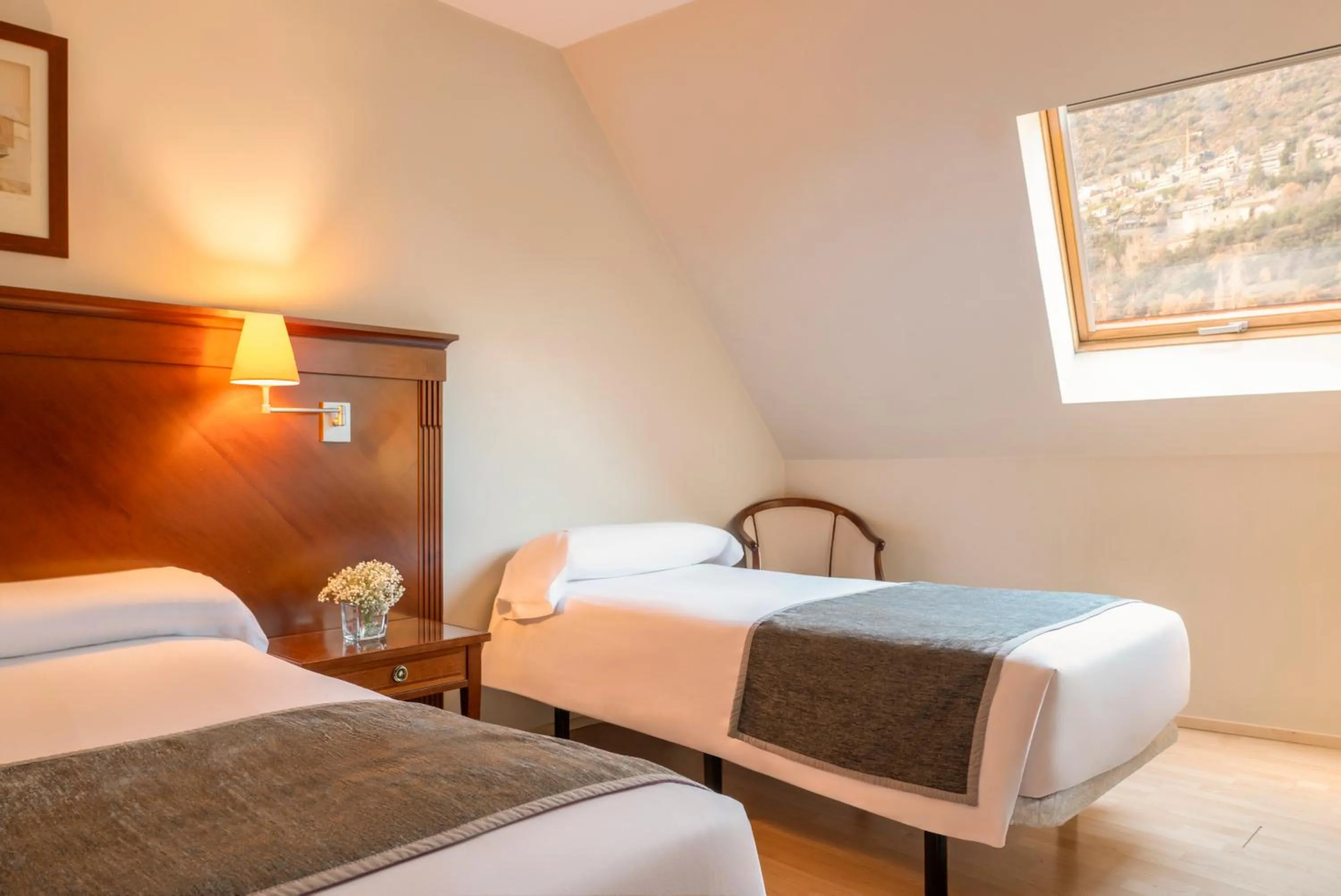 Bedroom, Bed in Hesperia Andorra