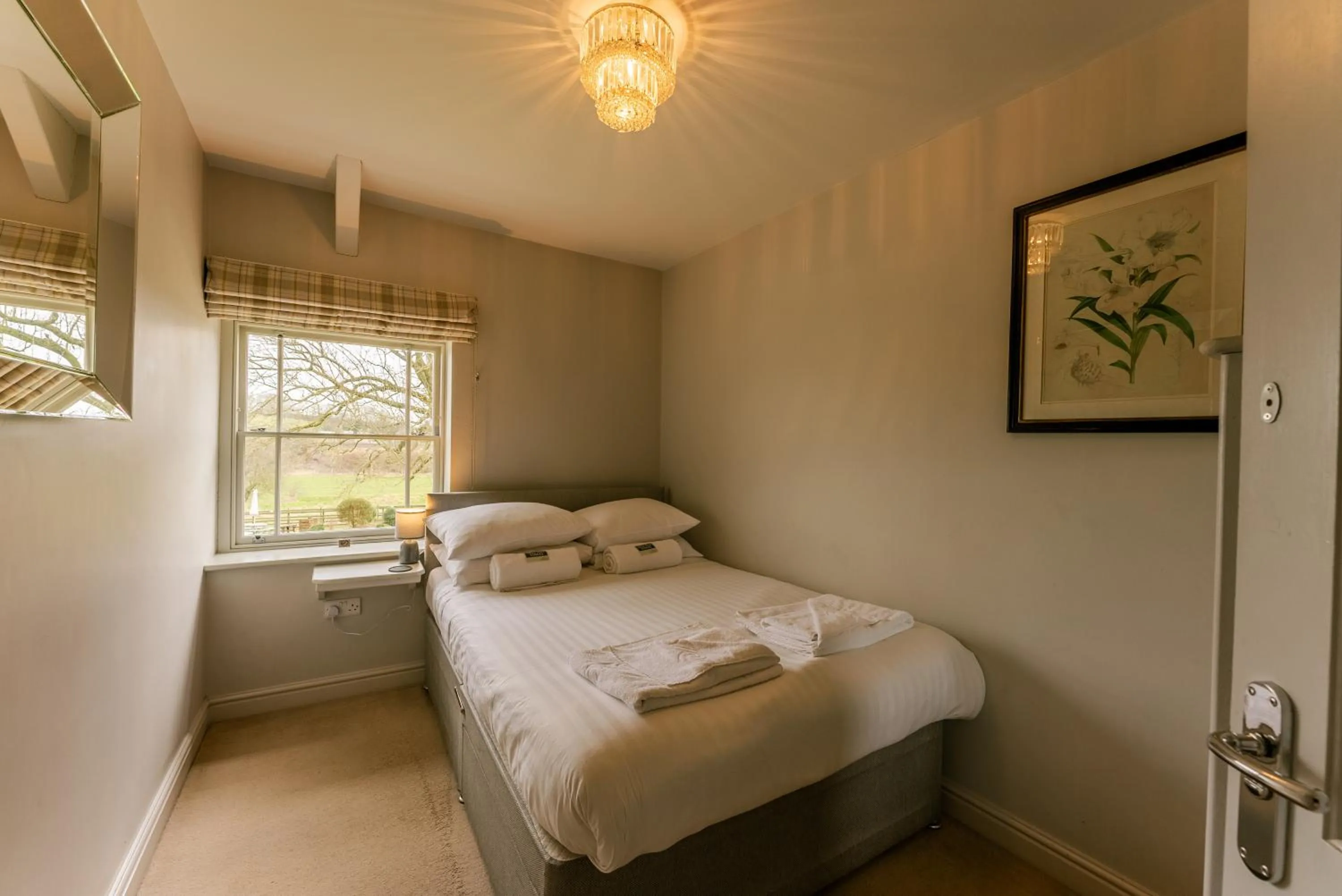 Bed in Oakerthorpe Holiday Village