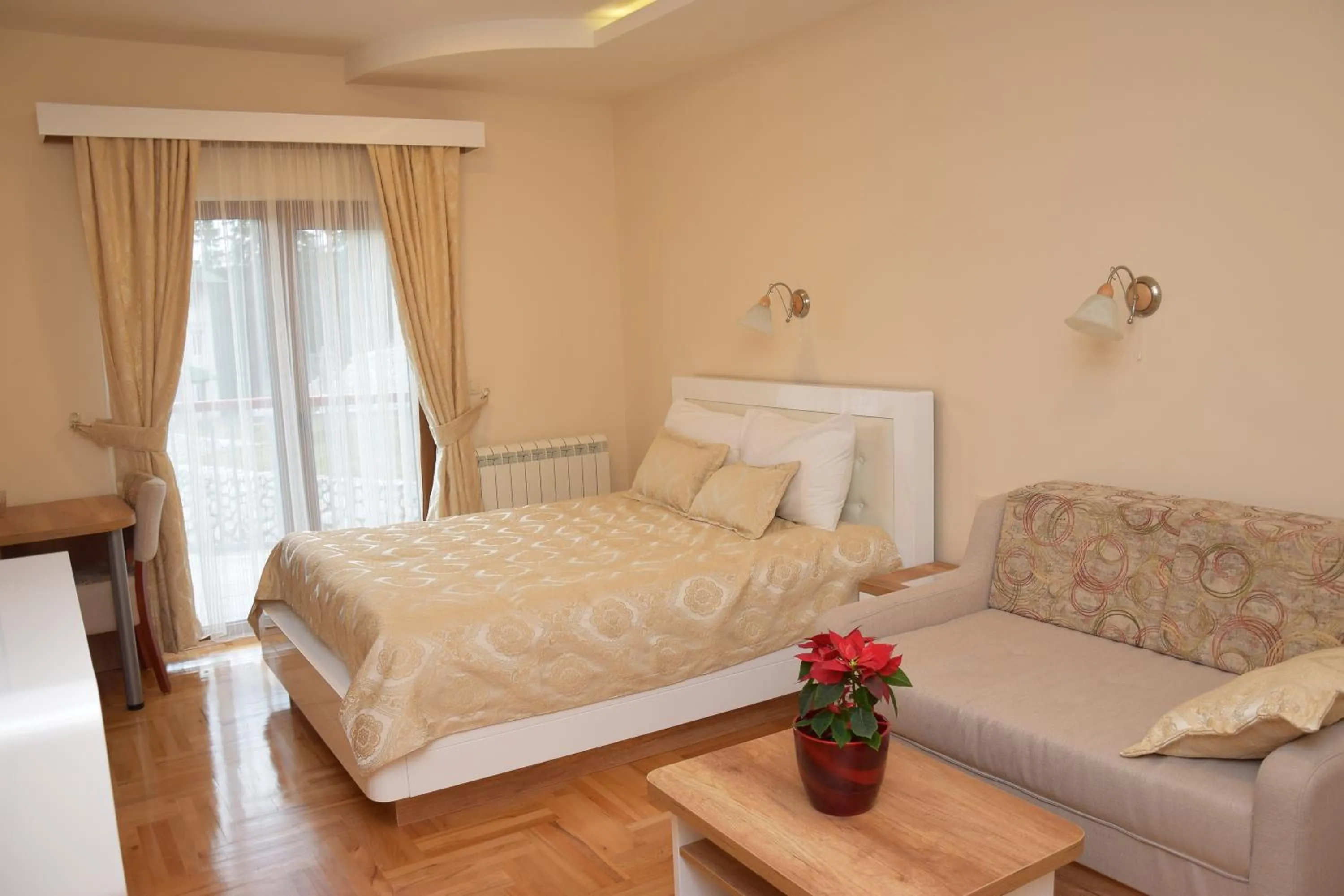 Day, Bed in IN Hotel Zlatar ex Zlatarski Biseri