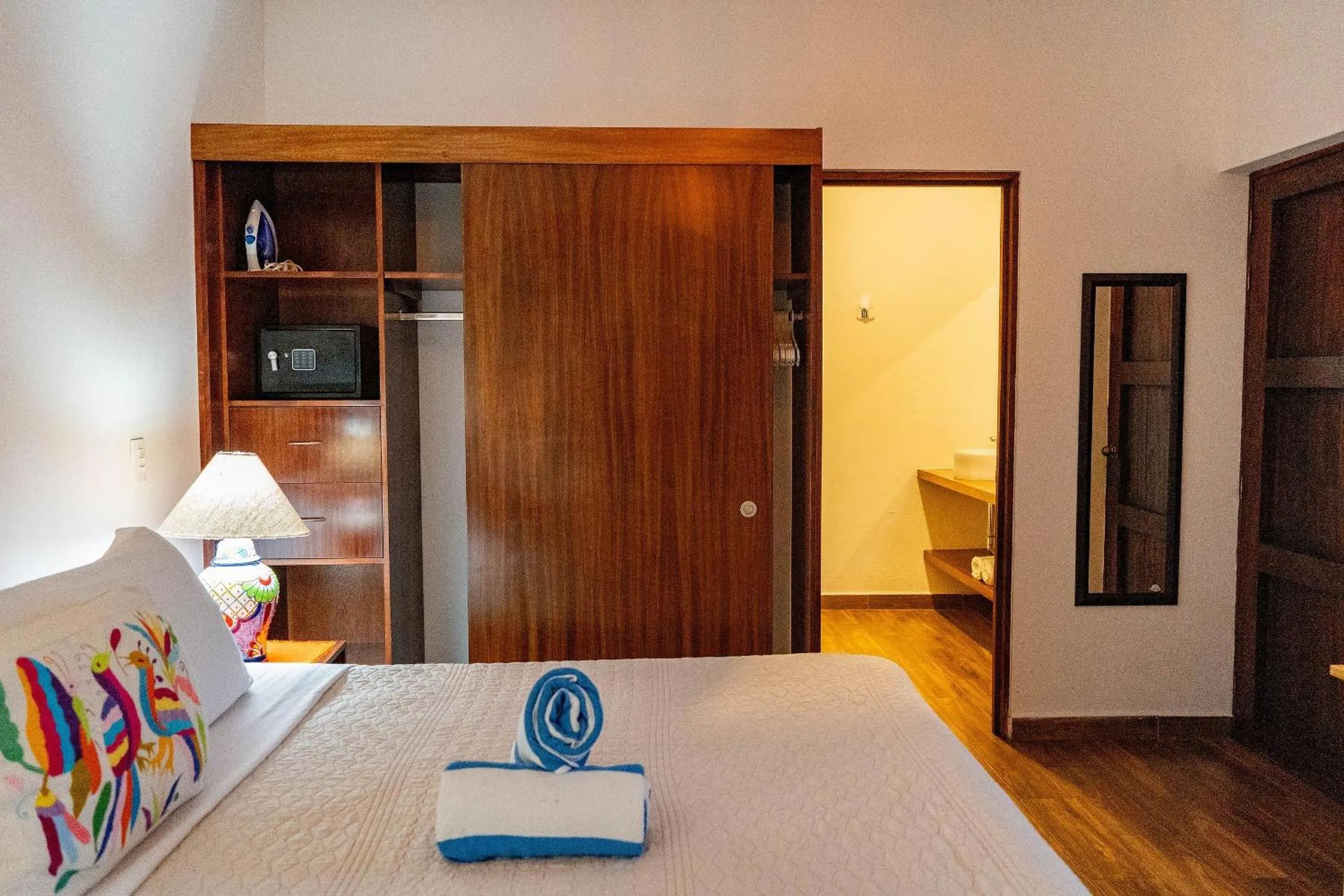 Bed in Refugio del Mar Luxury Hotel Boutique