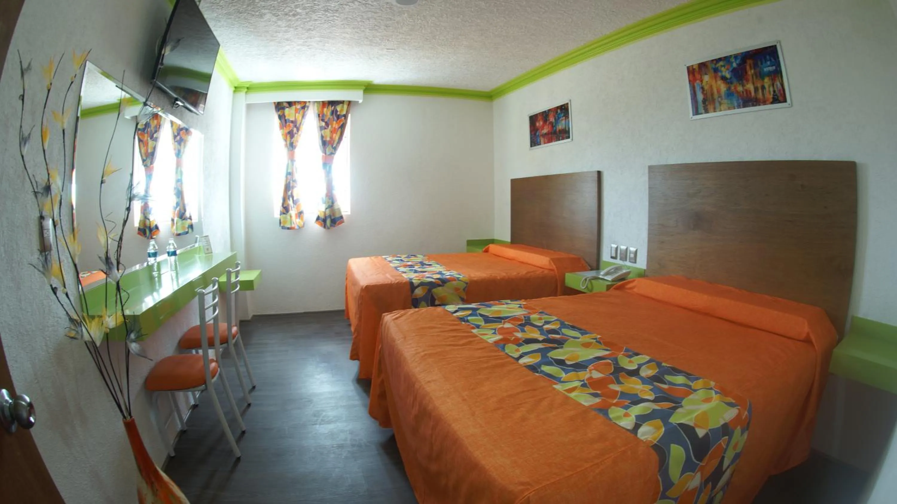 King Room with Two King Beds - single occupancy in Hotel Yekkan