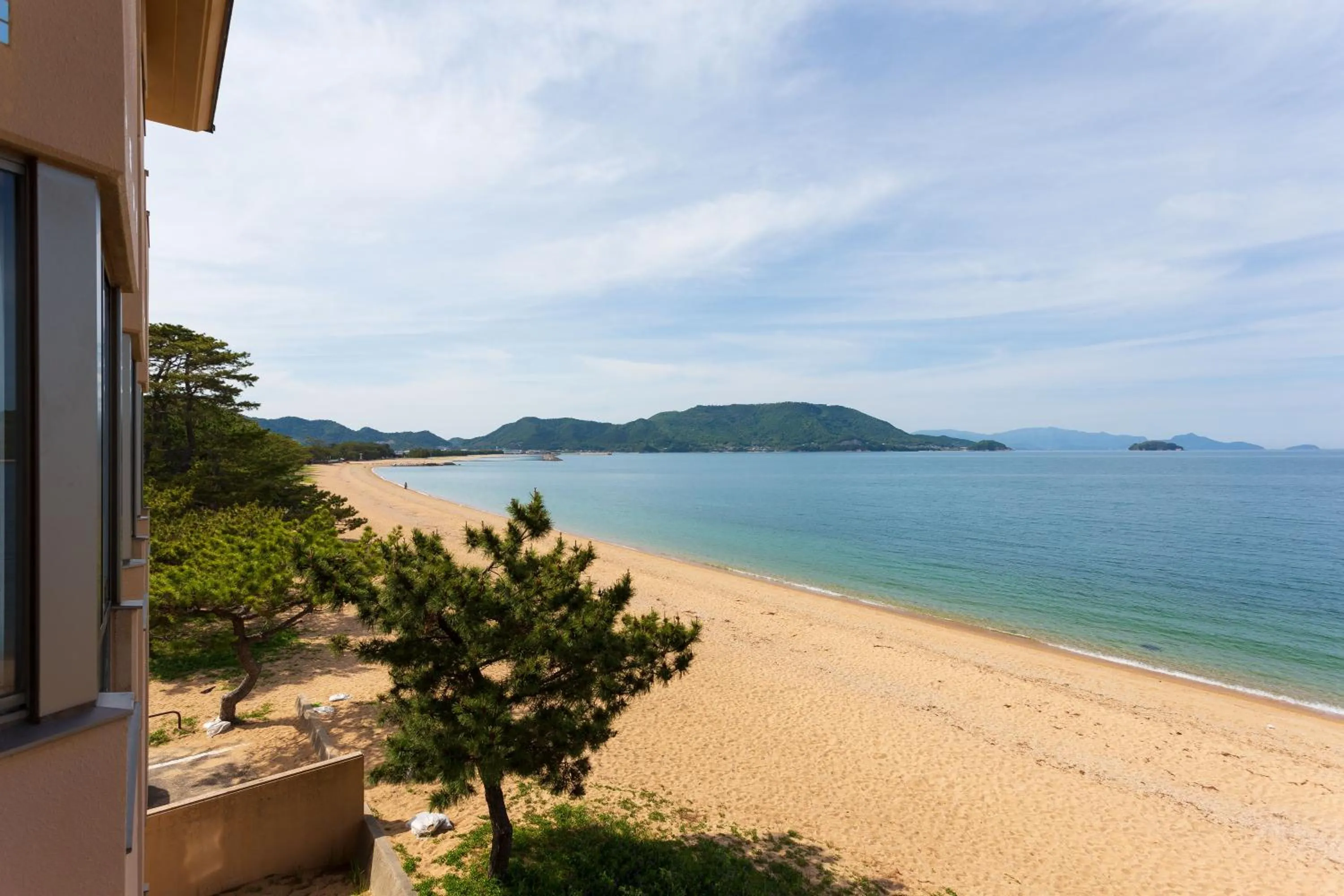 Beach in Jakomaru Park Tsuda