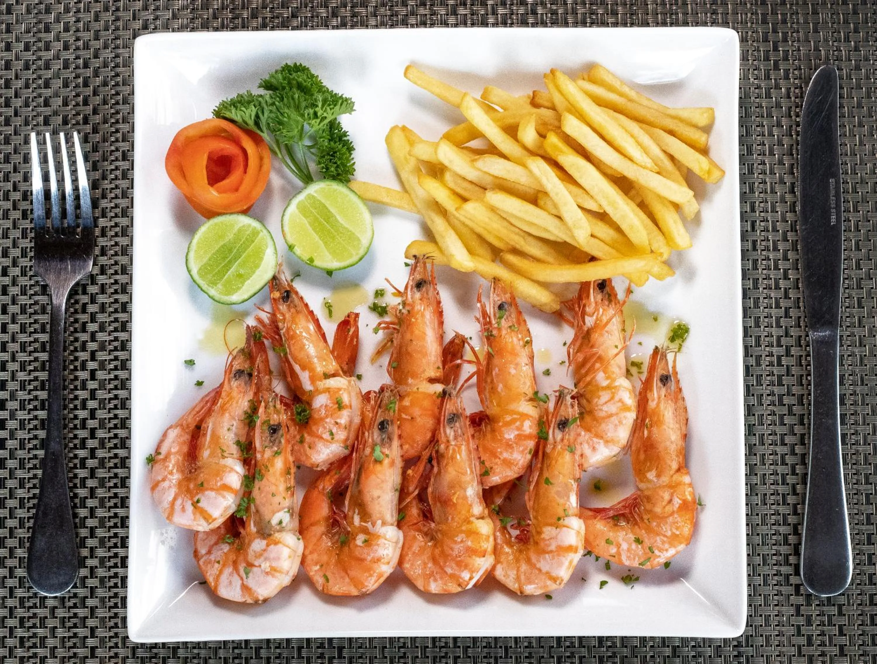 Food and drinks in Blue Elephant Boutique Hotel