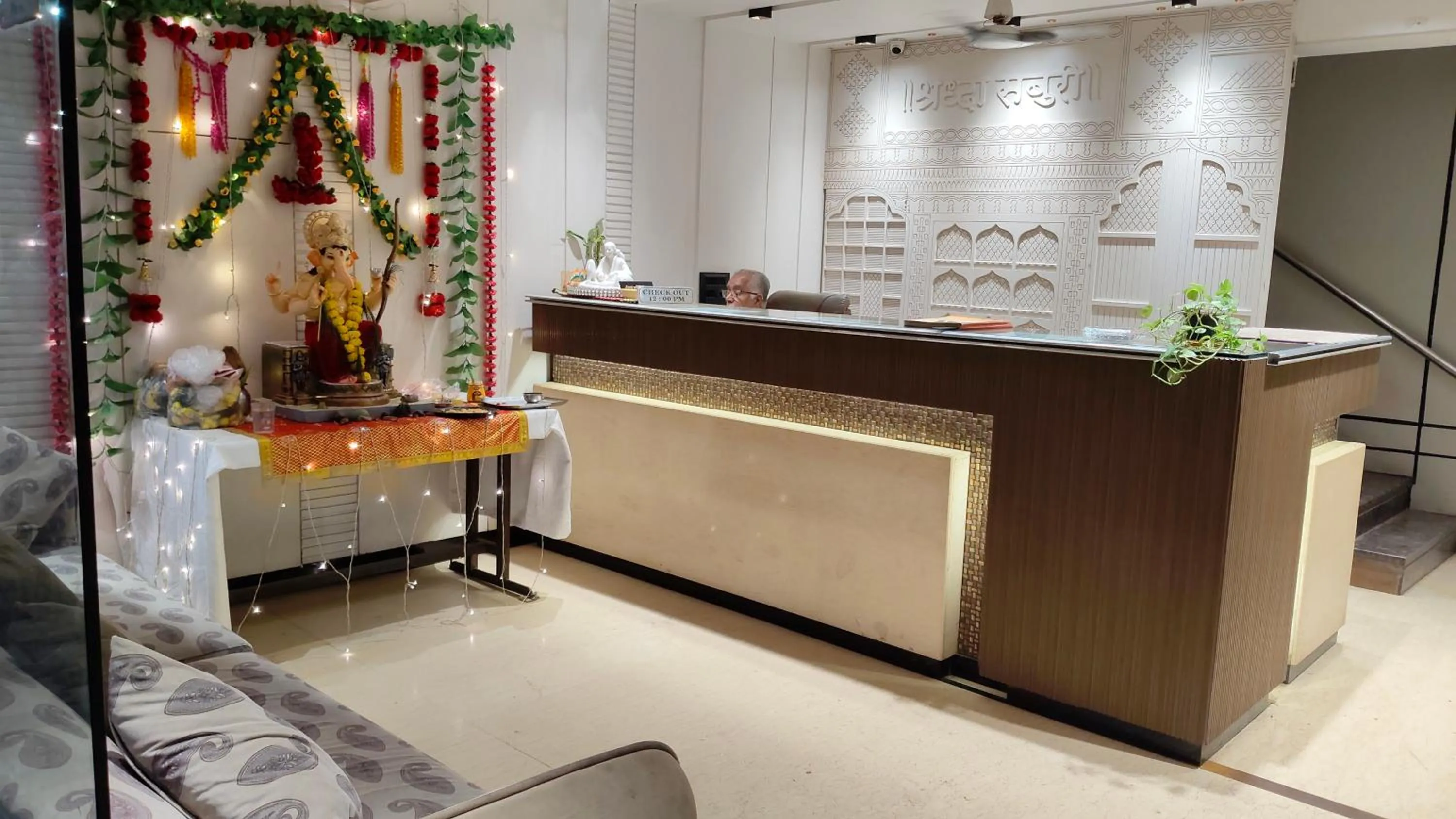 Property building in Hotel Anand Palace