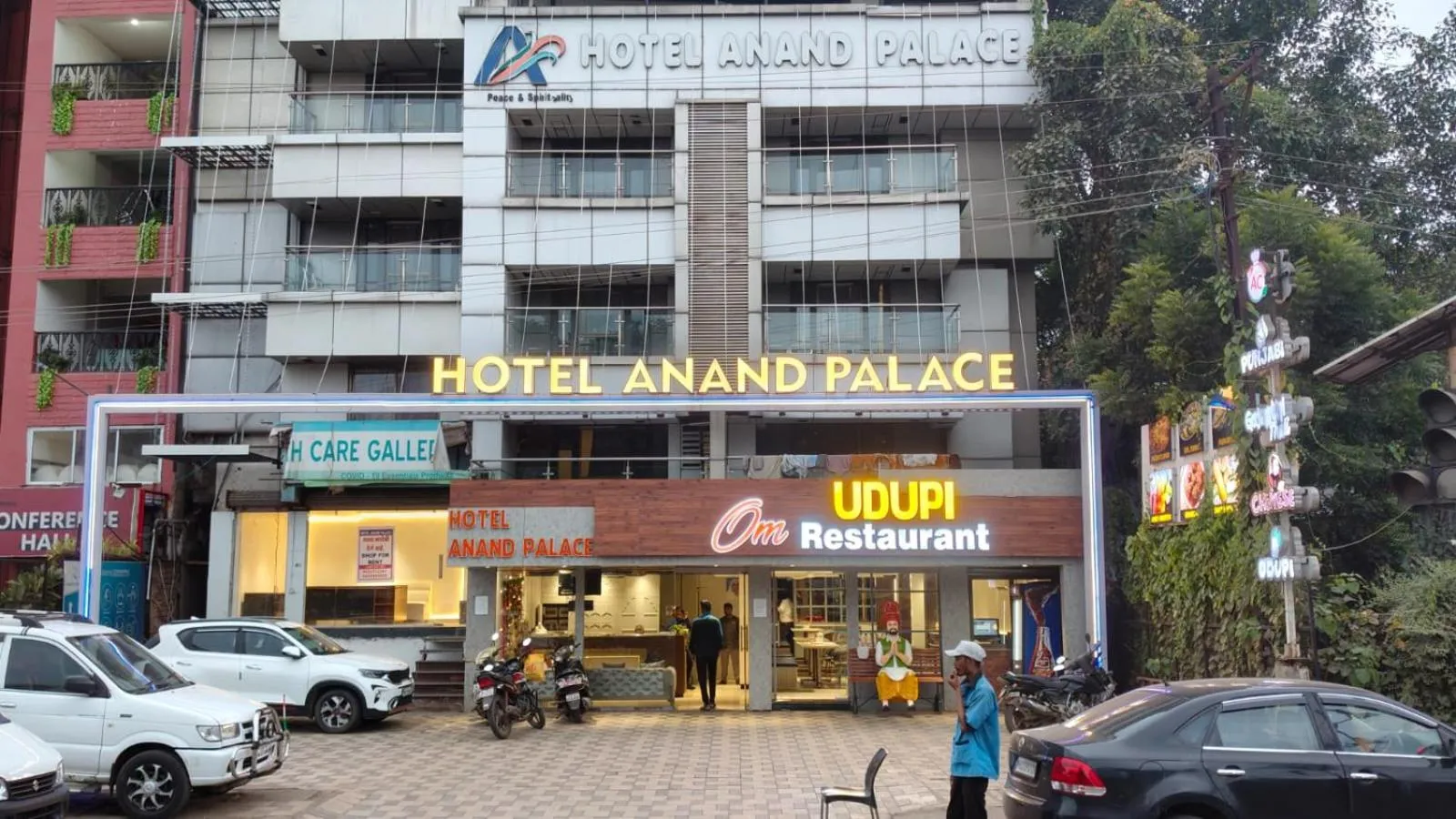 Property building in Hotel Anand Palace