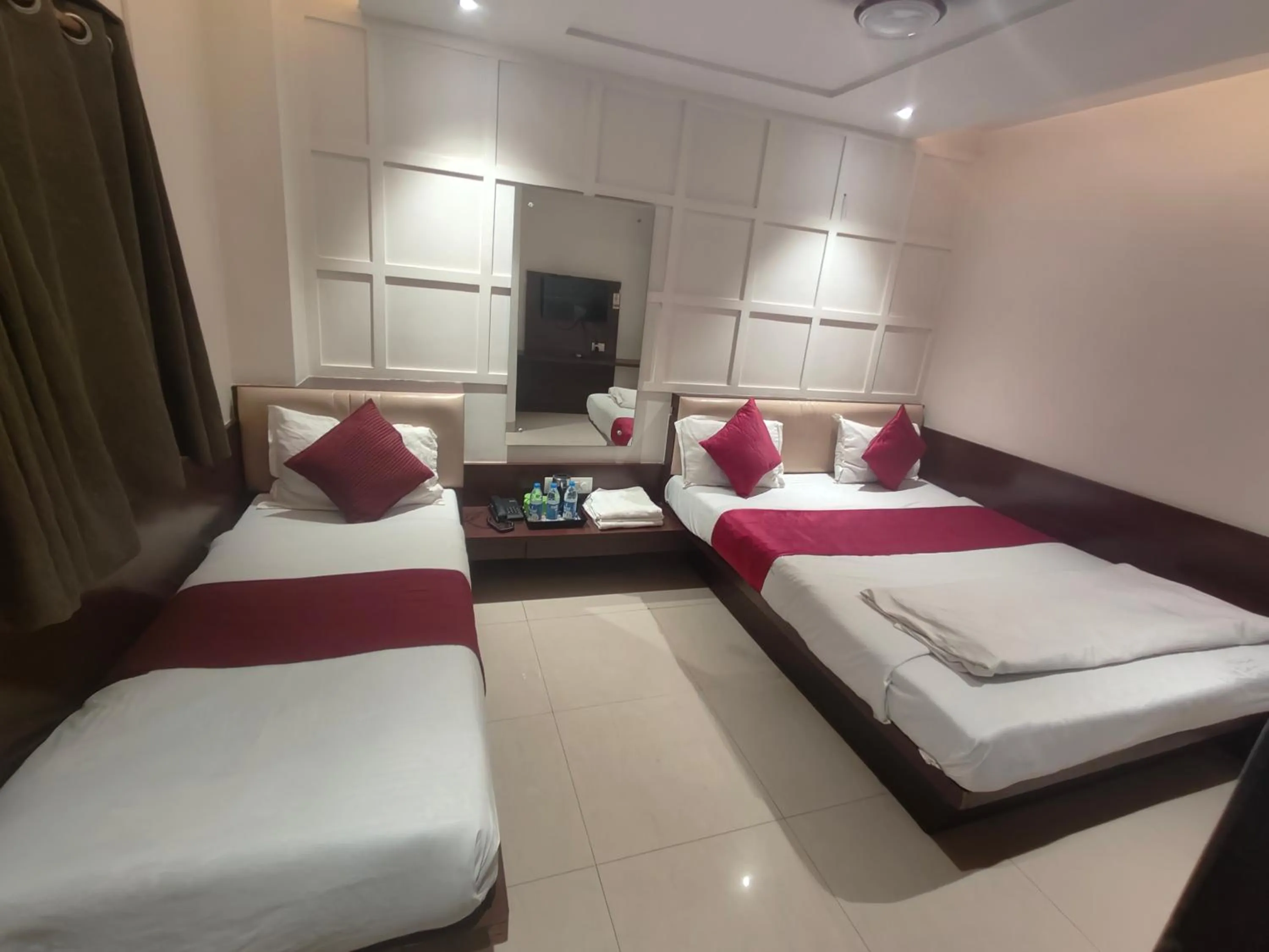 Bedroom, Bed in Hotel Anand Palace