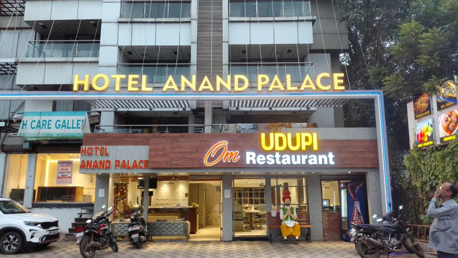 Property building in Hotel Anand Palace
