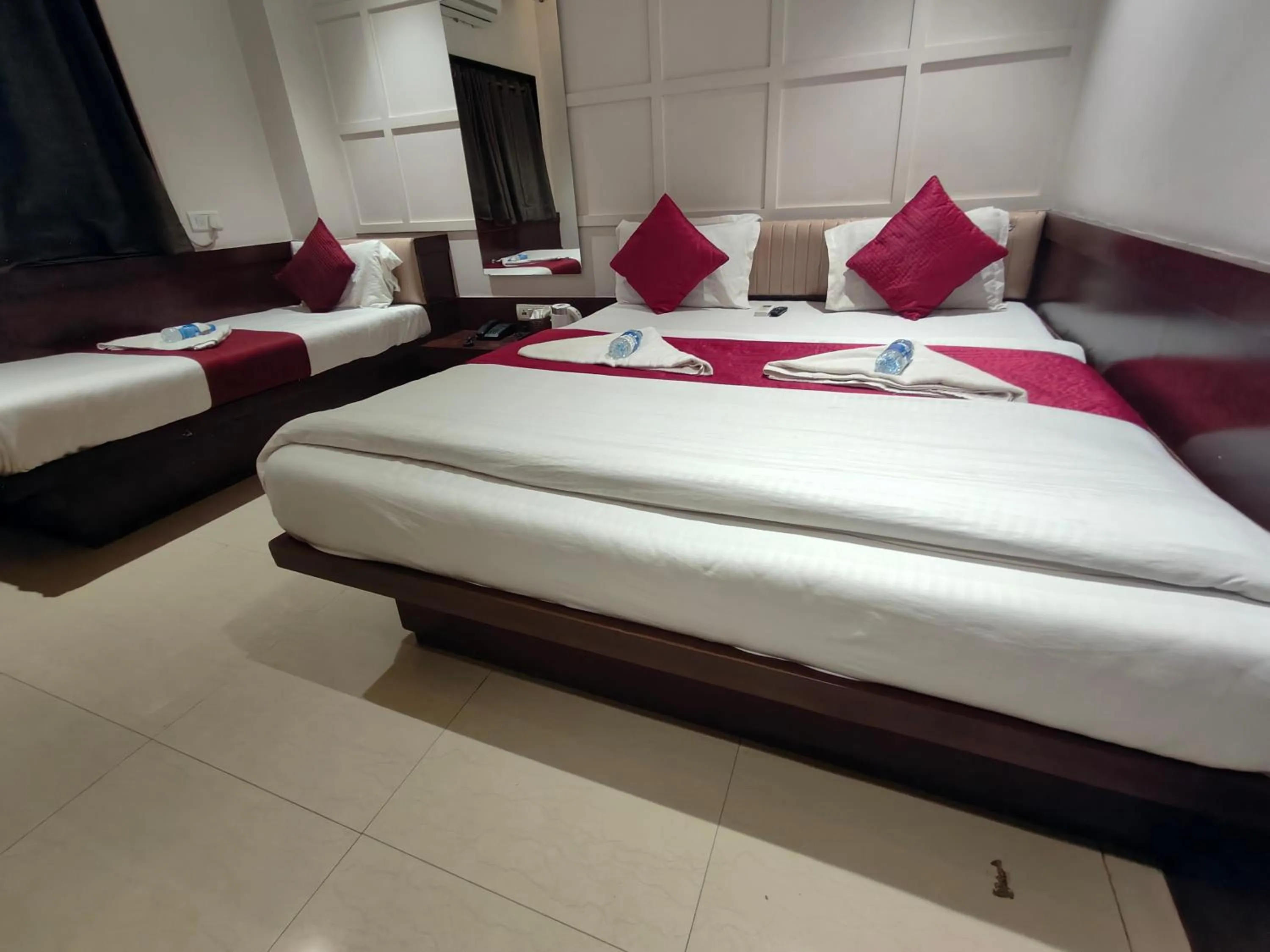 Bedroom, Bed in Hotel Anand Palace